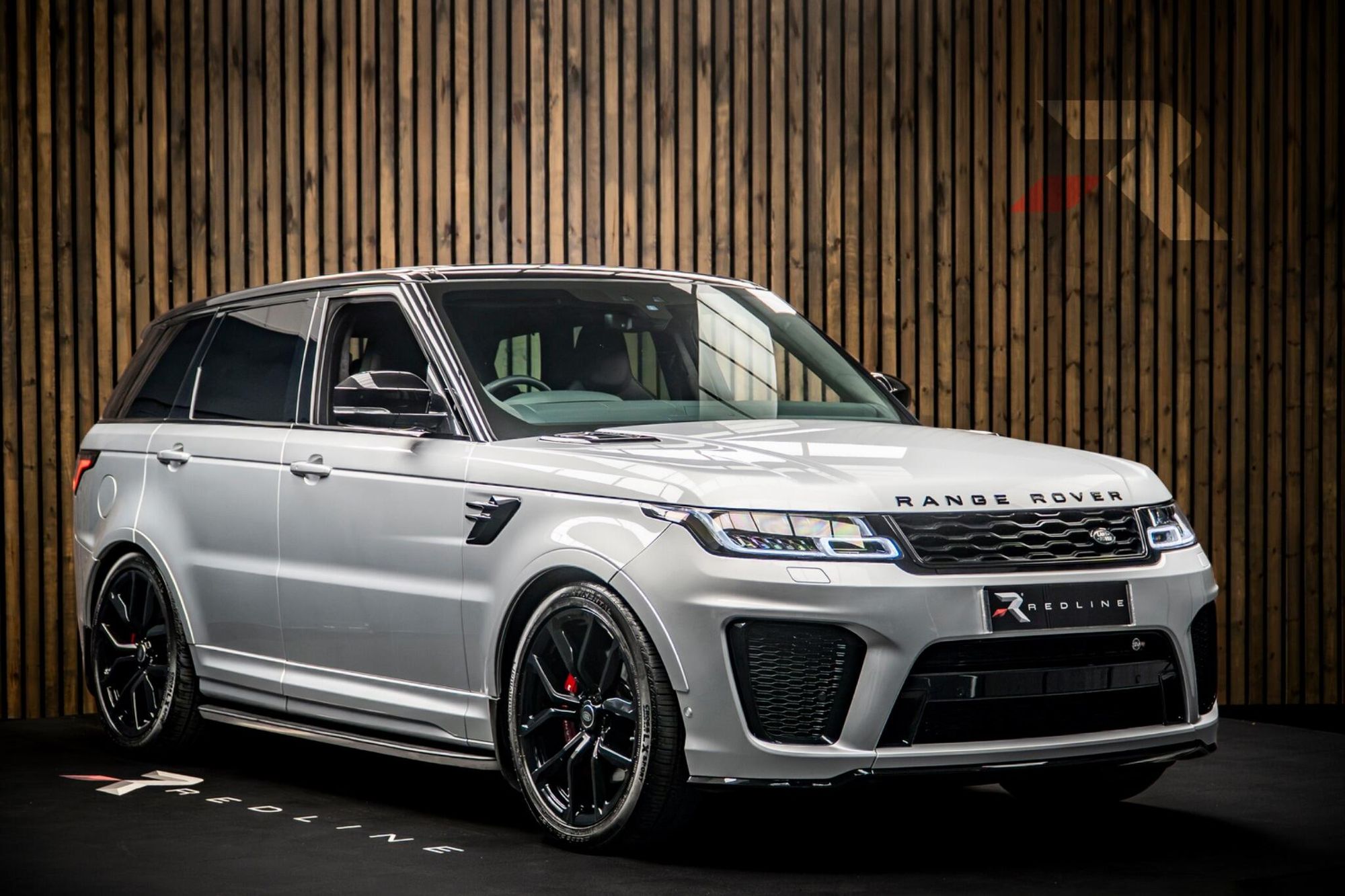 LAND ROVER RANGE ROVER SPORT ESTATE 5.0 P575 S/C SVR 5dr Auto for sale UK