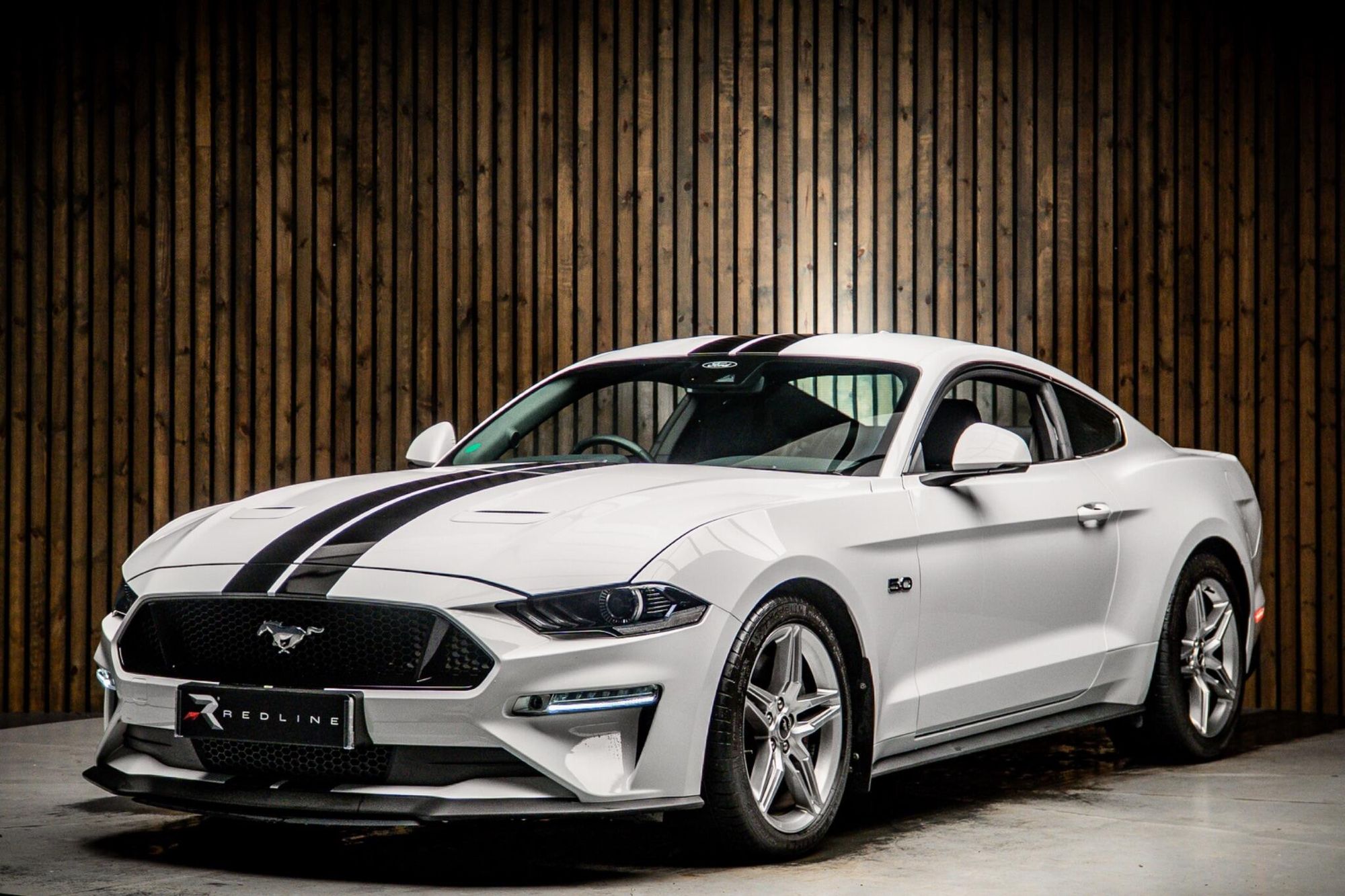 FORD MUSTANG FASTBACK 5.0 V8 GT 2dr Auto for sale UK - Slide 8