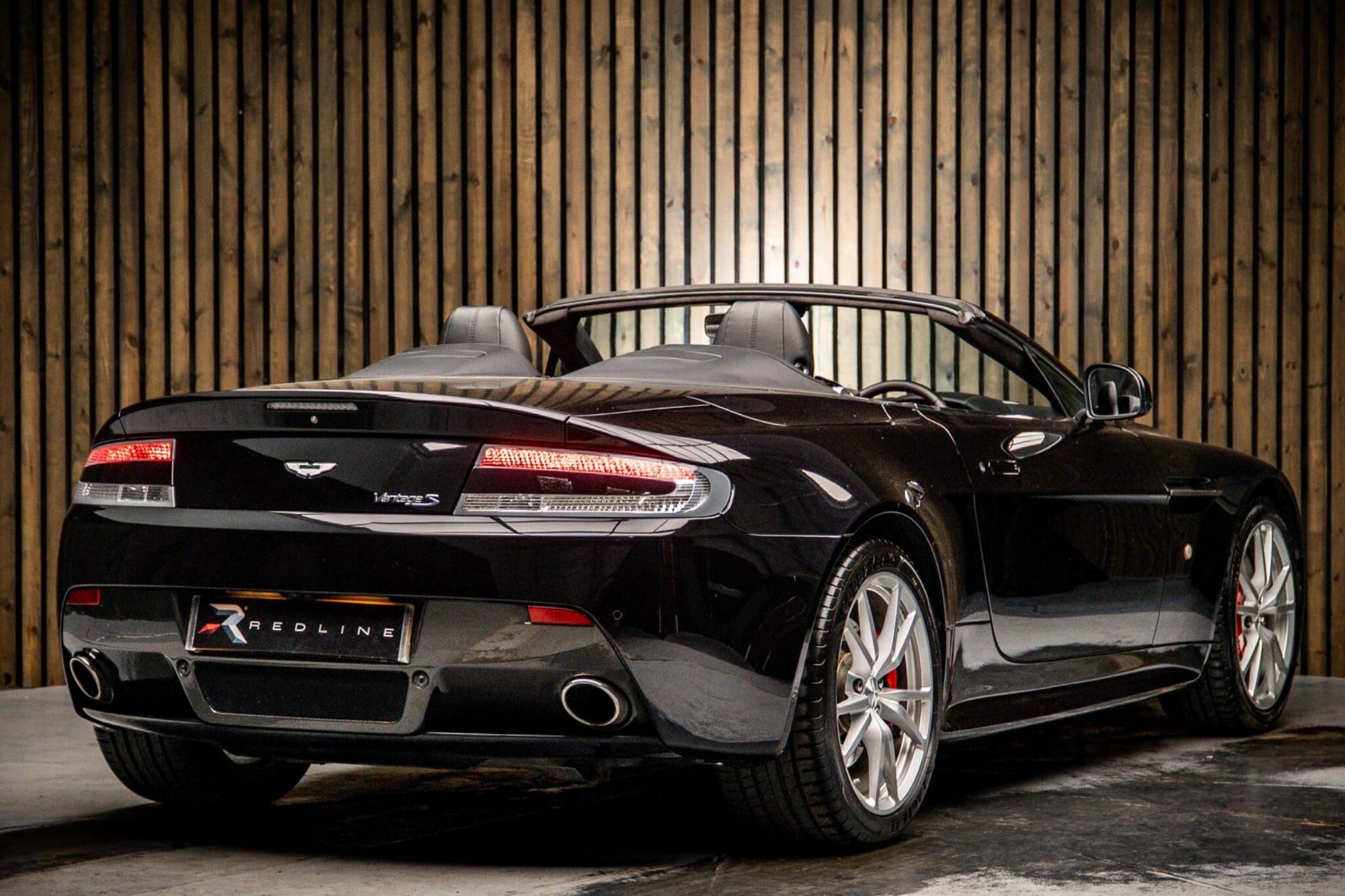 ASTON MARTIN VANTAGE V8 ROADSTER S 2dr Sportshift for sale UK - Slide 4