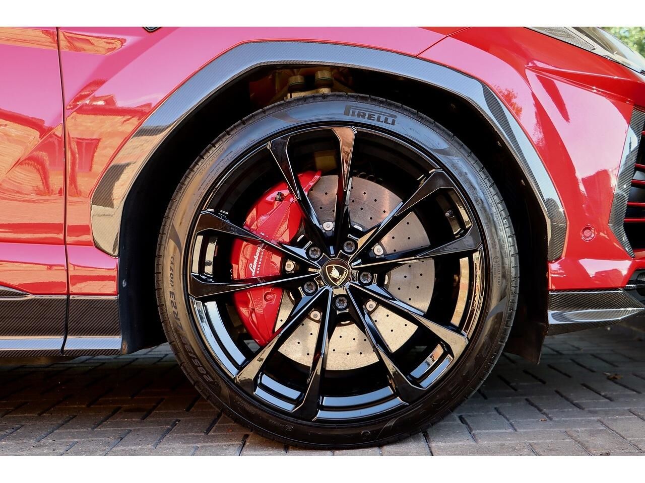 LAMBORGHINI URUS ESTATE 4.0T FSI V8 5dr Auto for sale UK - Slide 5