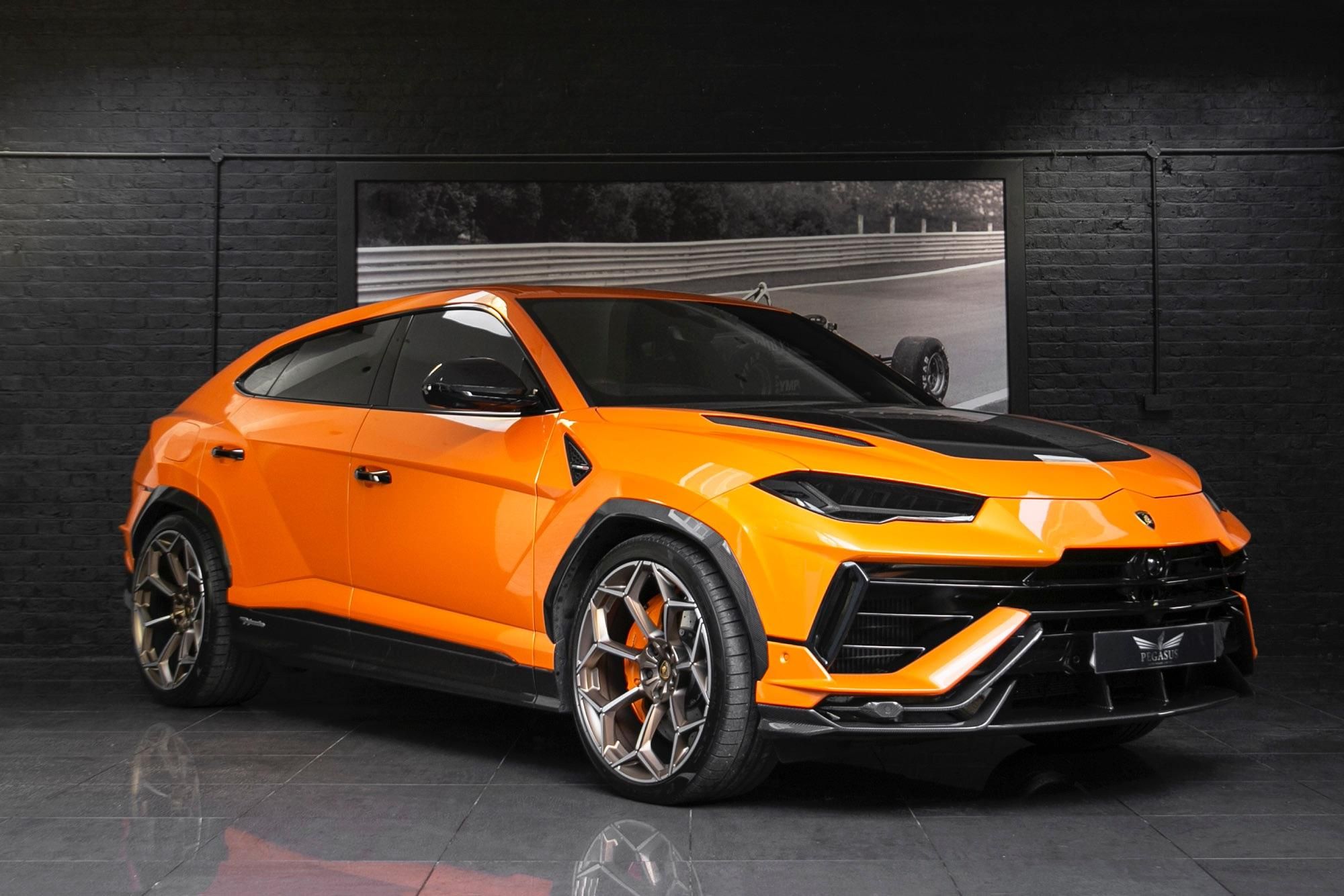 LAMBORGHINI URUS ESTATE 4.0T FSI V8 Performante 5dr Auto