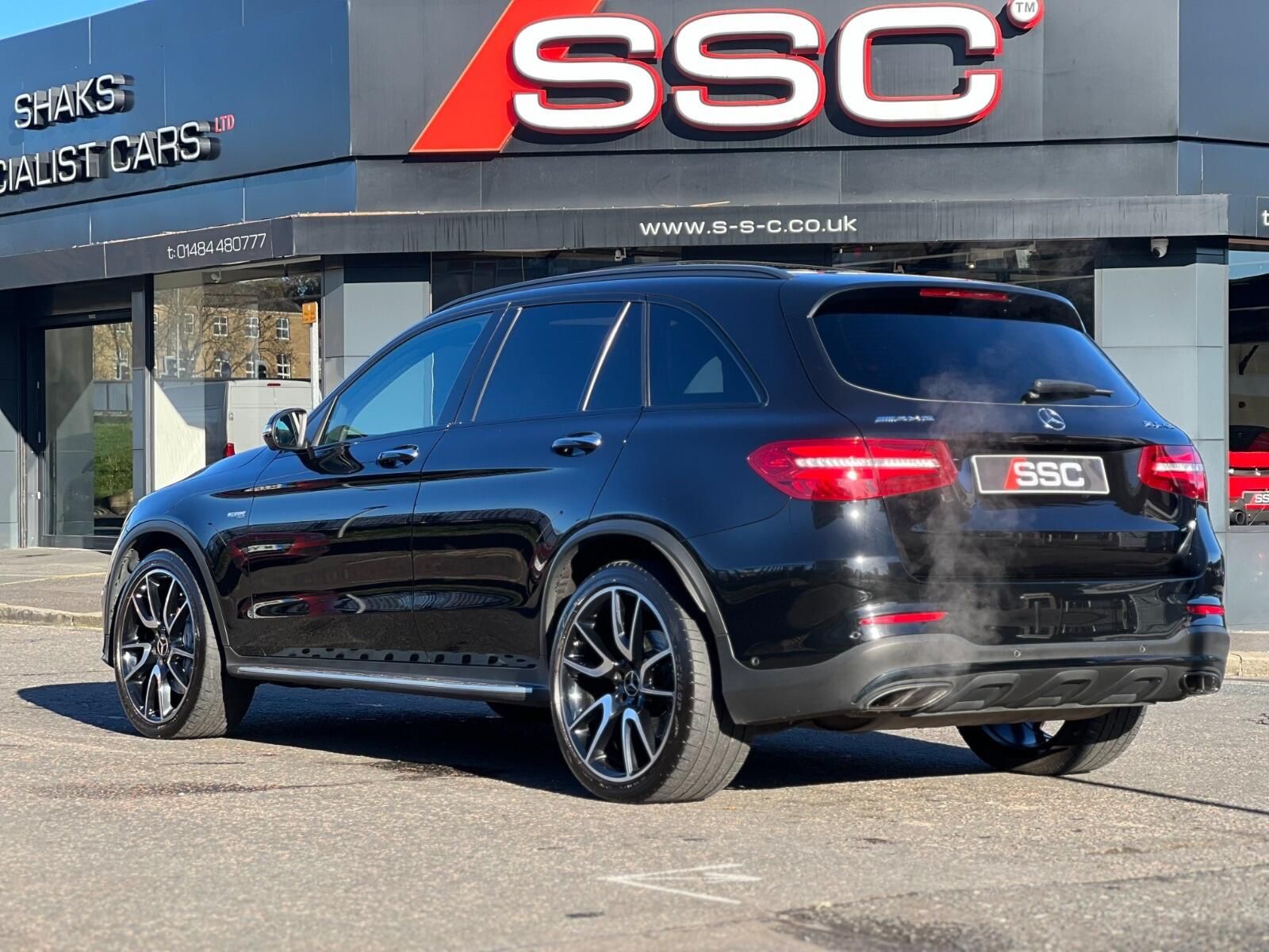 MERCEDES-BENZ GLC AMG ESTATE GLC 43 4Matic Premium Plus 5dr 9G-Tronic for sale UK - Slide 2