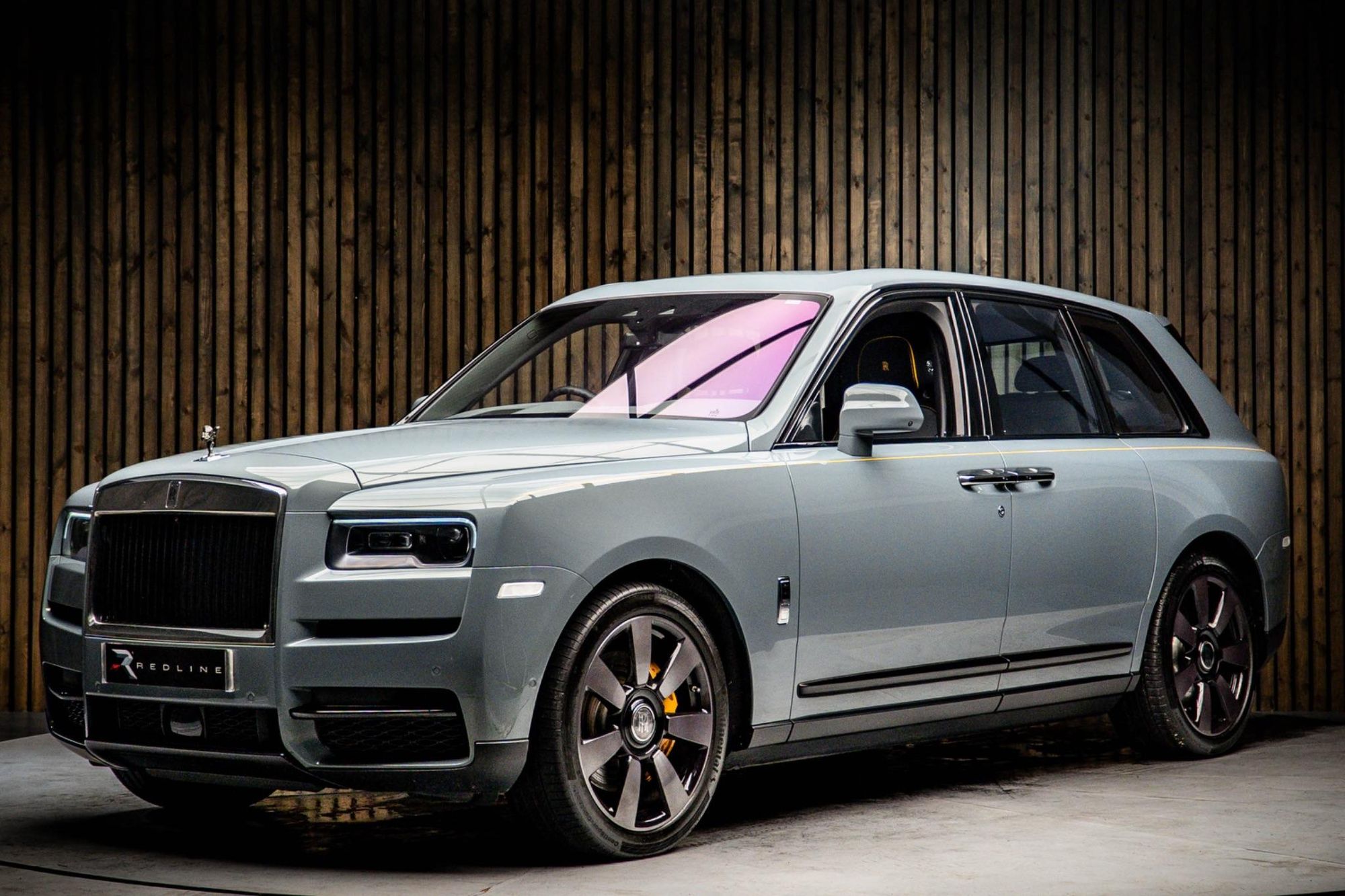 ROLLS-ROYCE CULLINAN ESTATE 5dr Auto for sale UK - Slide 8