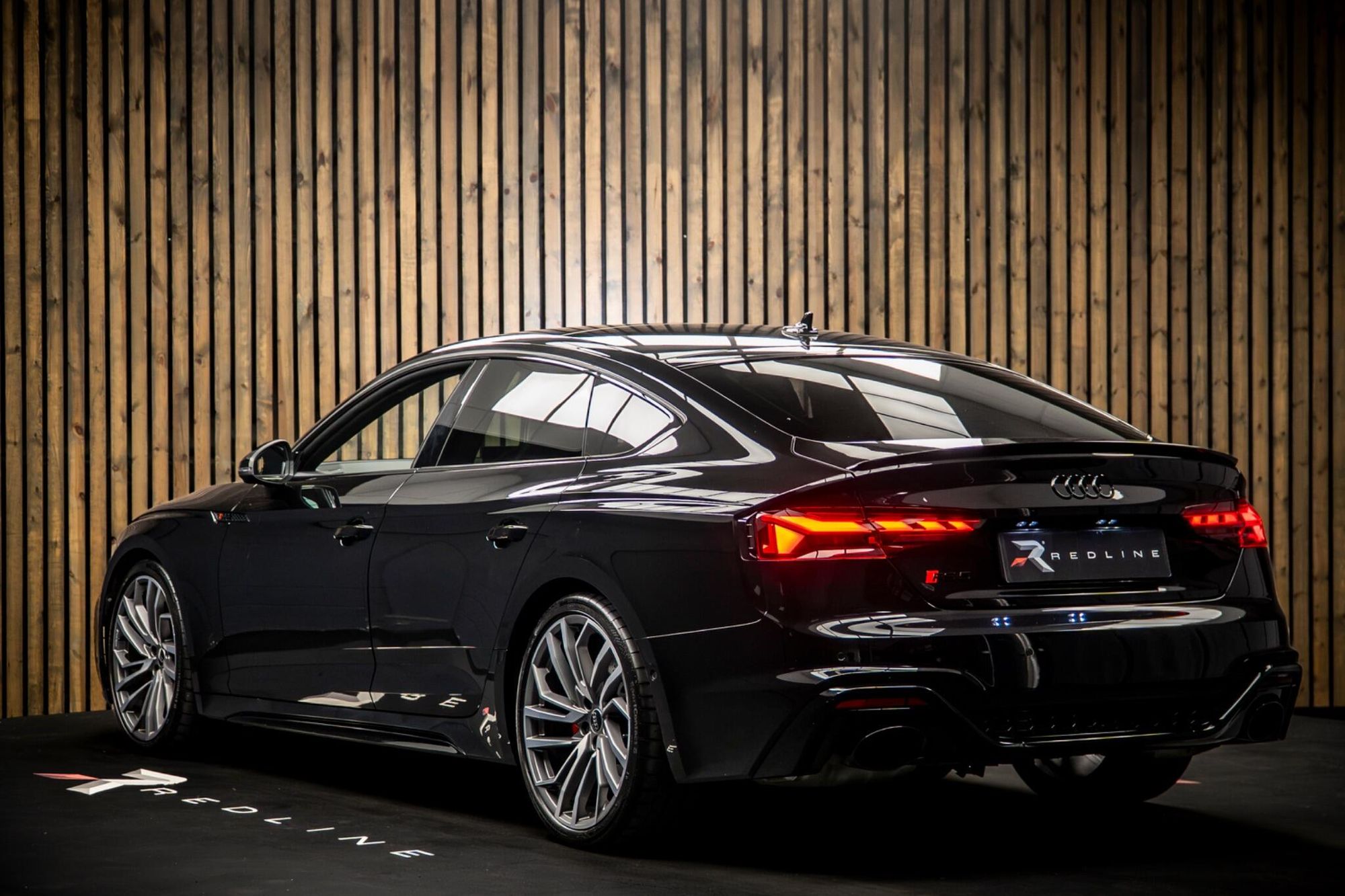 AUDI RS5 RS 5 SPORTBACK RS 5 TFSI Quattro Vorsprung 5dr Tiptronic for sale UK - Slide 3
