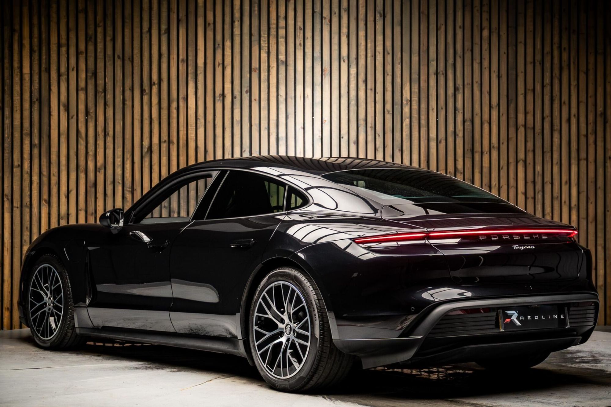 PORSCHE TAYCAN SALOON 350kW 93kWh 4dr RWD Auto [22kW] for sale UK - Slide 3