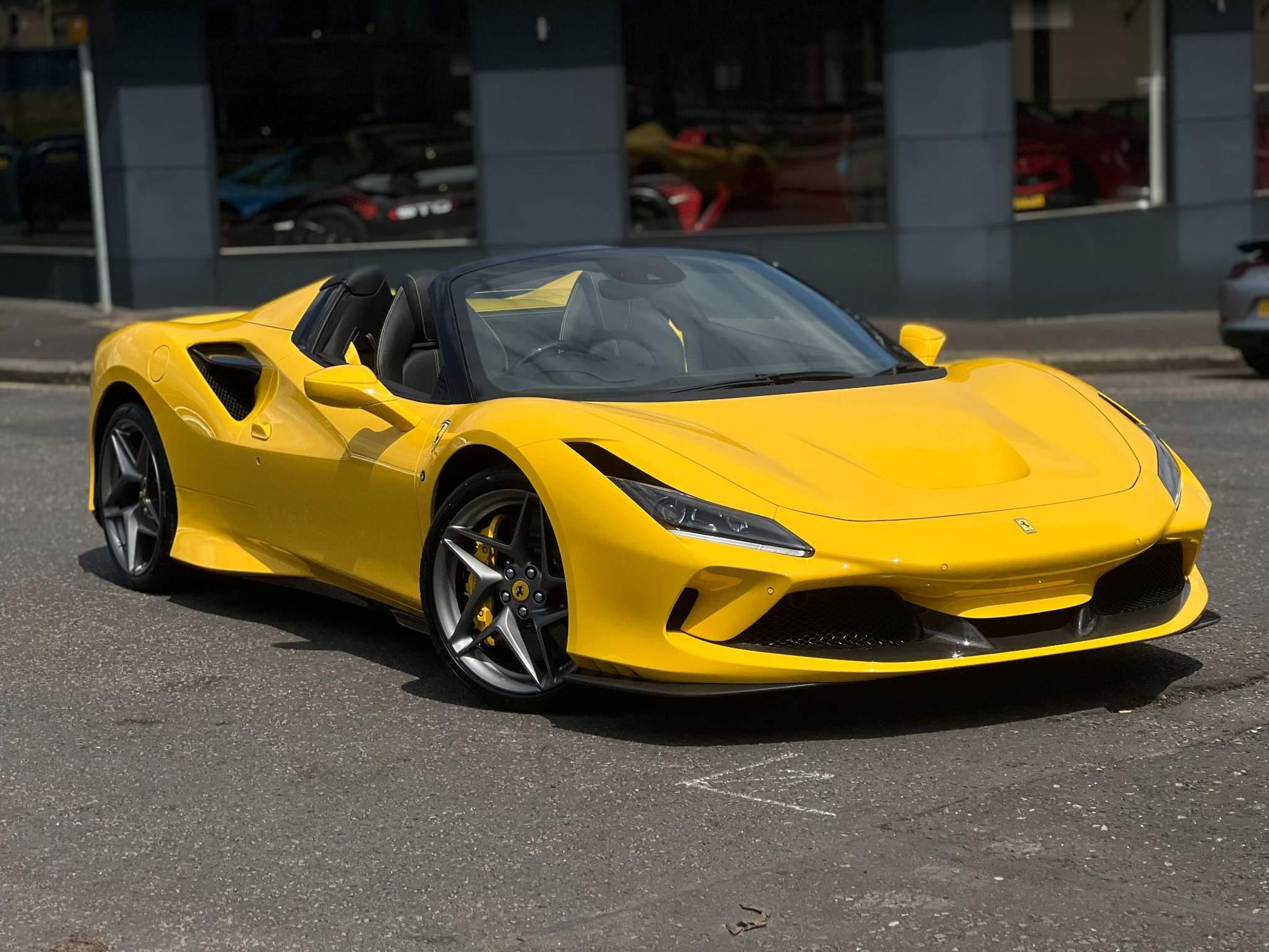 FERRARI F8 SPIDER 2dr Auto for sale UK - Slide 5