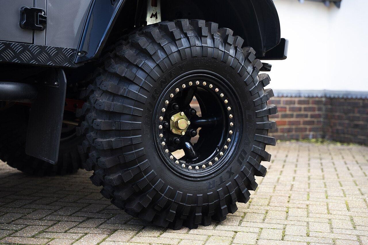 LAND ROVER DEFENDER 110 LWB DIESEL Double Cab PickUp TDCi for sale UK - Slide 7