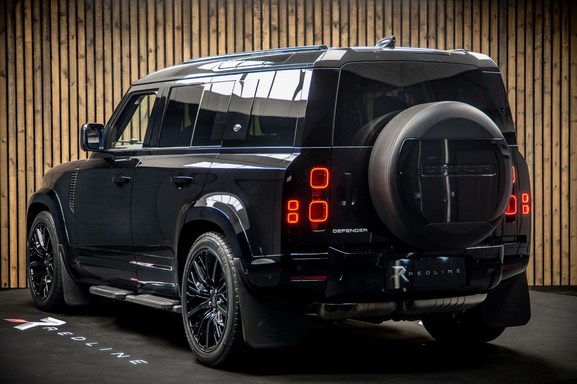 LAND ROVER DEFENDER ESTATE SPECIAL EDITIONS 3.0 D250 XS Edition 110 5dr Auto for sale UK - Slide 3