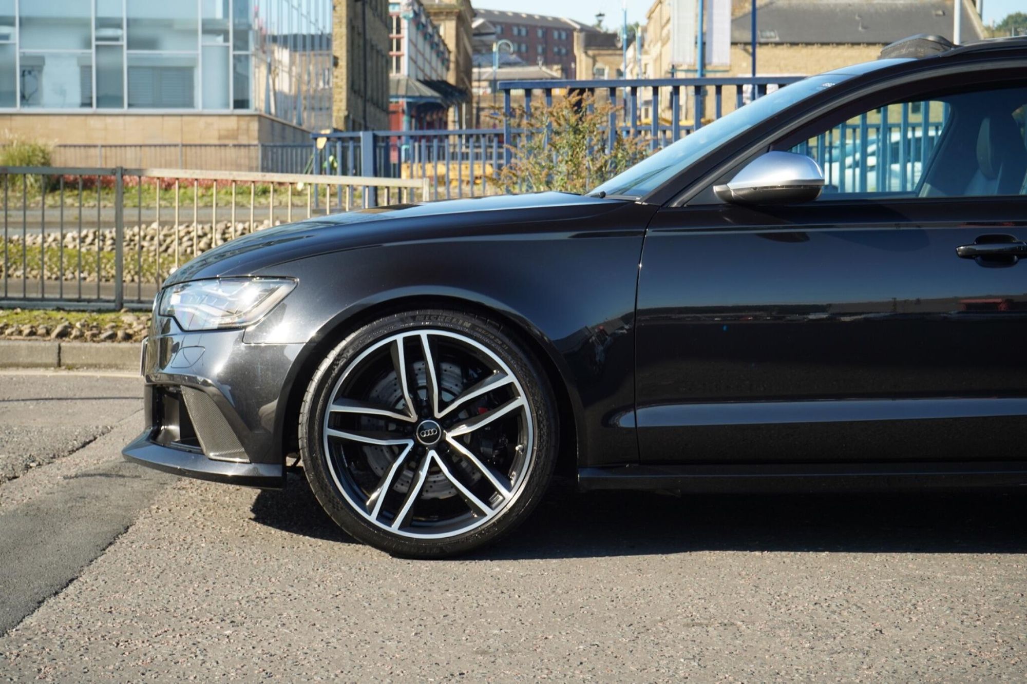 AUDI RS6 AVANT 4.0T FSI V8 Bi-Turbo RS6 Quattro 5dr Tip Auto for sale UK - Slide 9