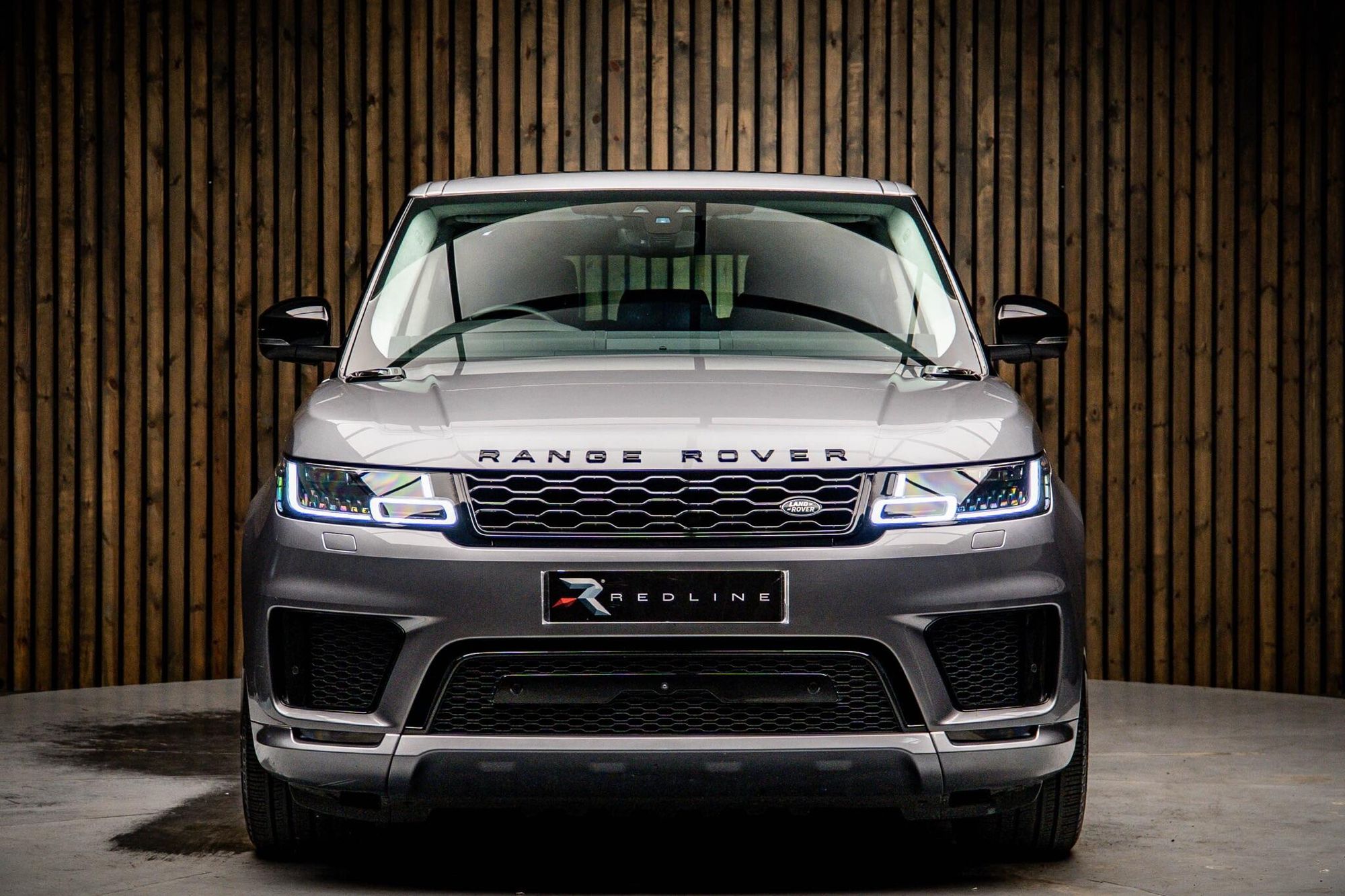 LAND ROVER RANGE ROVER SPORT DIESEL ESTATE 3.0 D300 Autobiography Dynamic 5dr Auto for sale UK - Slide 5