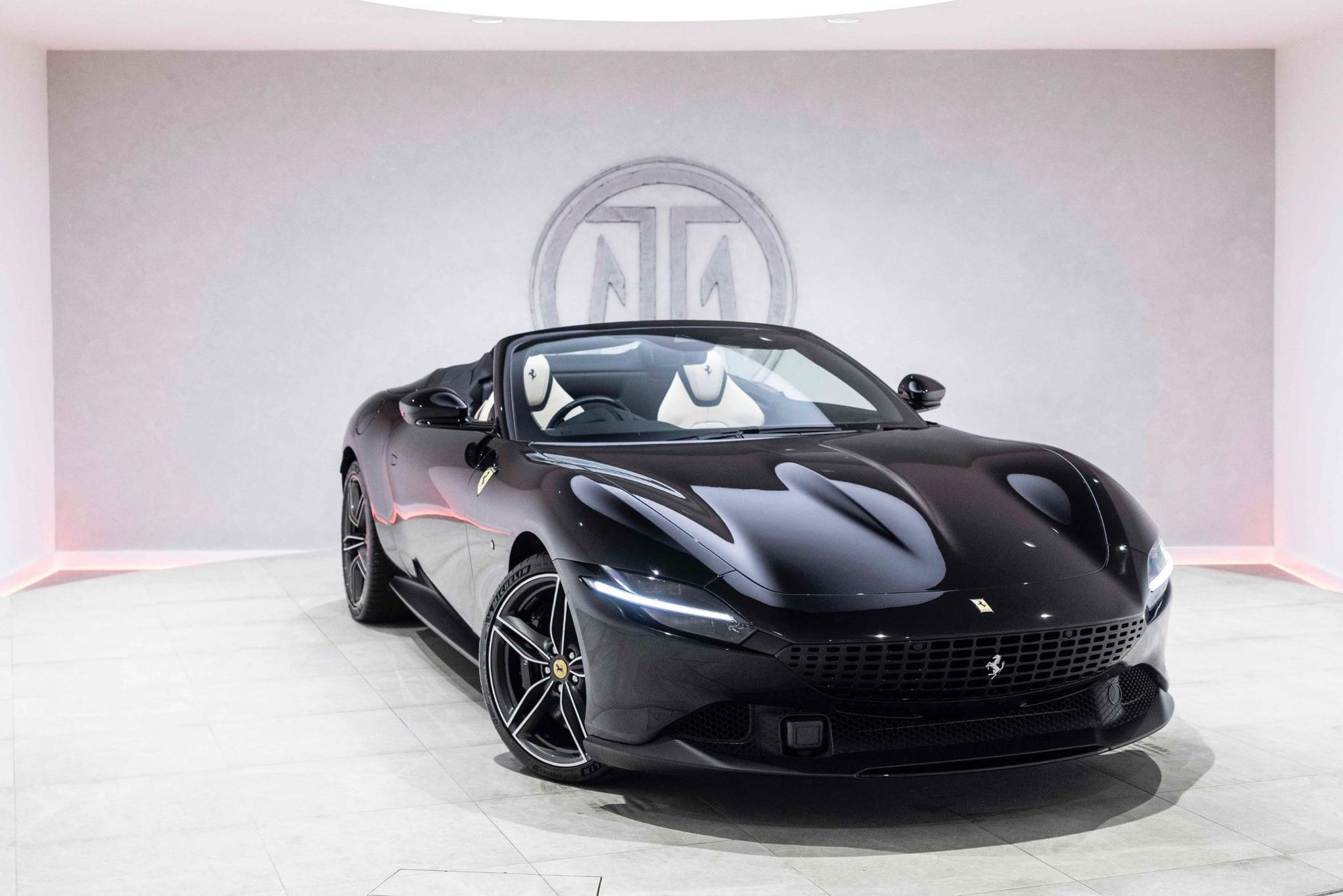 FERRARI ROMA SPIDER 2dr Auto for sale UK - Slide 5