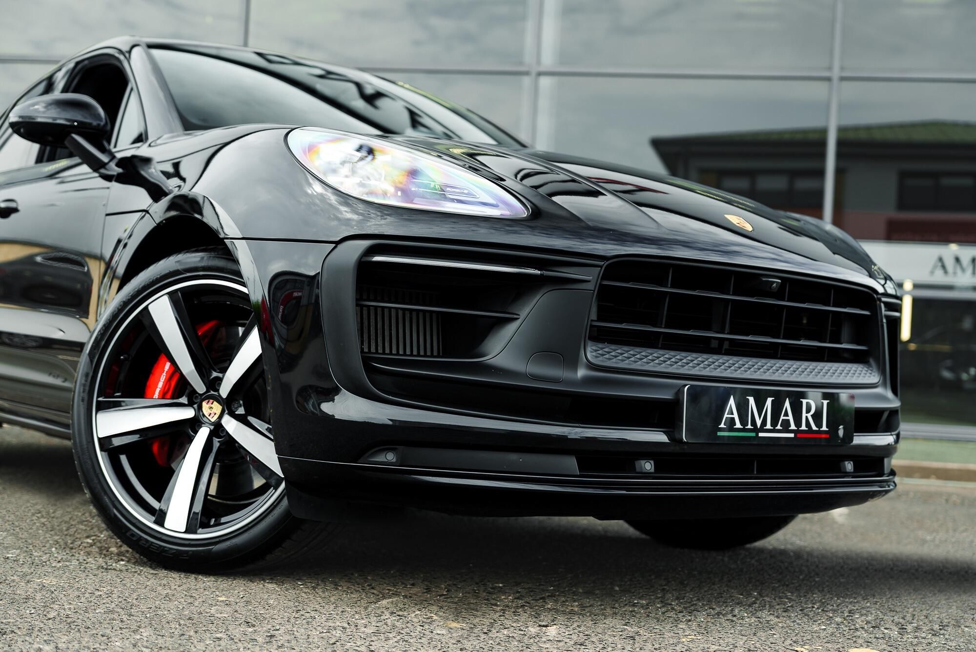 PORSCHE MACAN ESTATE GTS 5dr PDK for sale UK - Slide 10