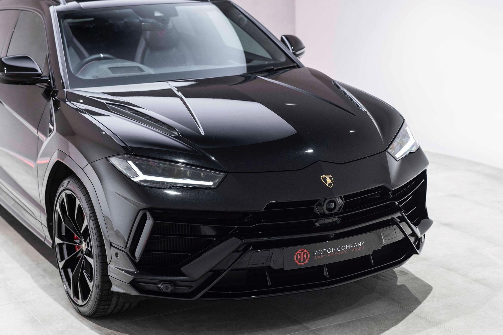 LAMBORGHINI URUS ESTATE 4.0T FSI V8 S 5dr Auto for sale UK - Slide 6