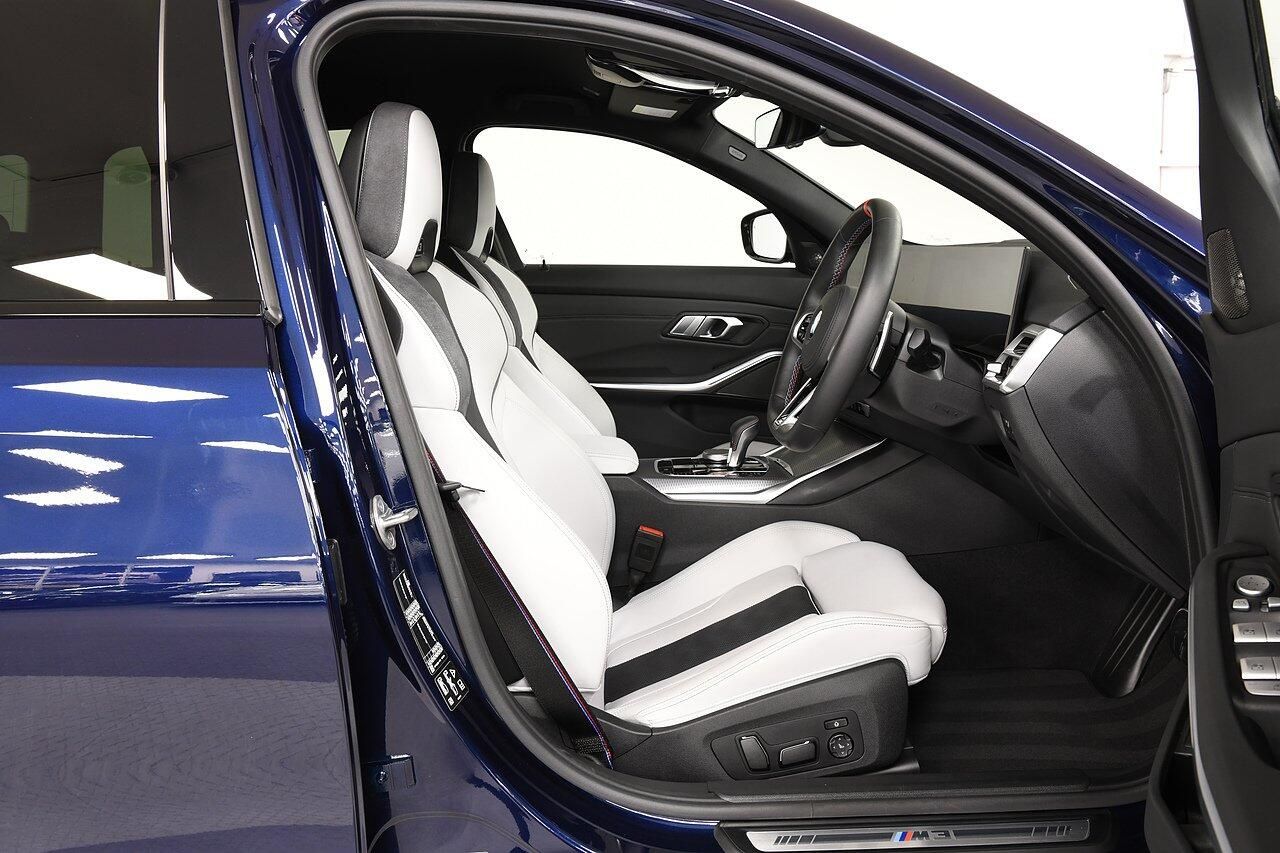 BMW M3 TOURING M3 xDrive 530 Competition M 5dr Step Auto for sale UK - Slide 6