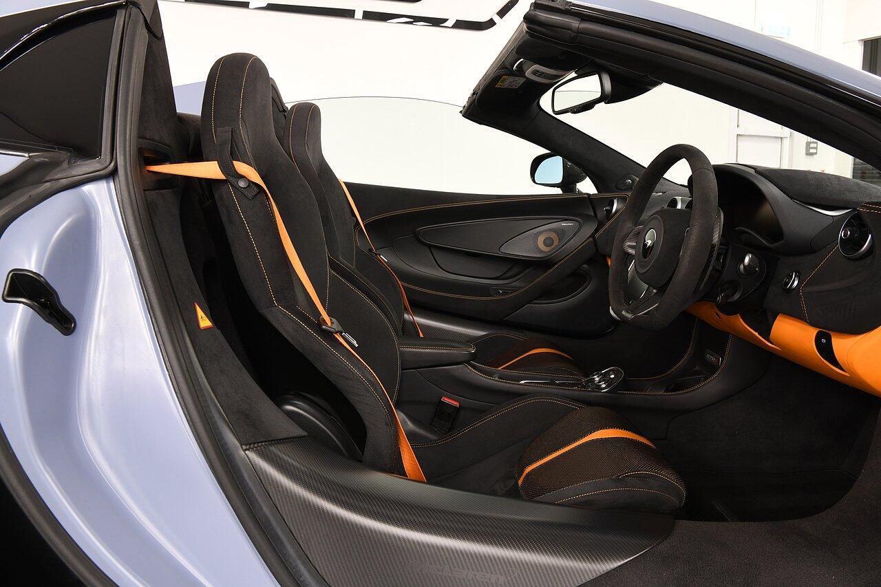 MCLAREN 570 S SPIDER V8 2dr SSG Auto for sale UK - Slide 6