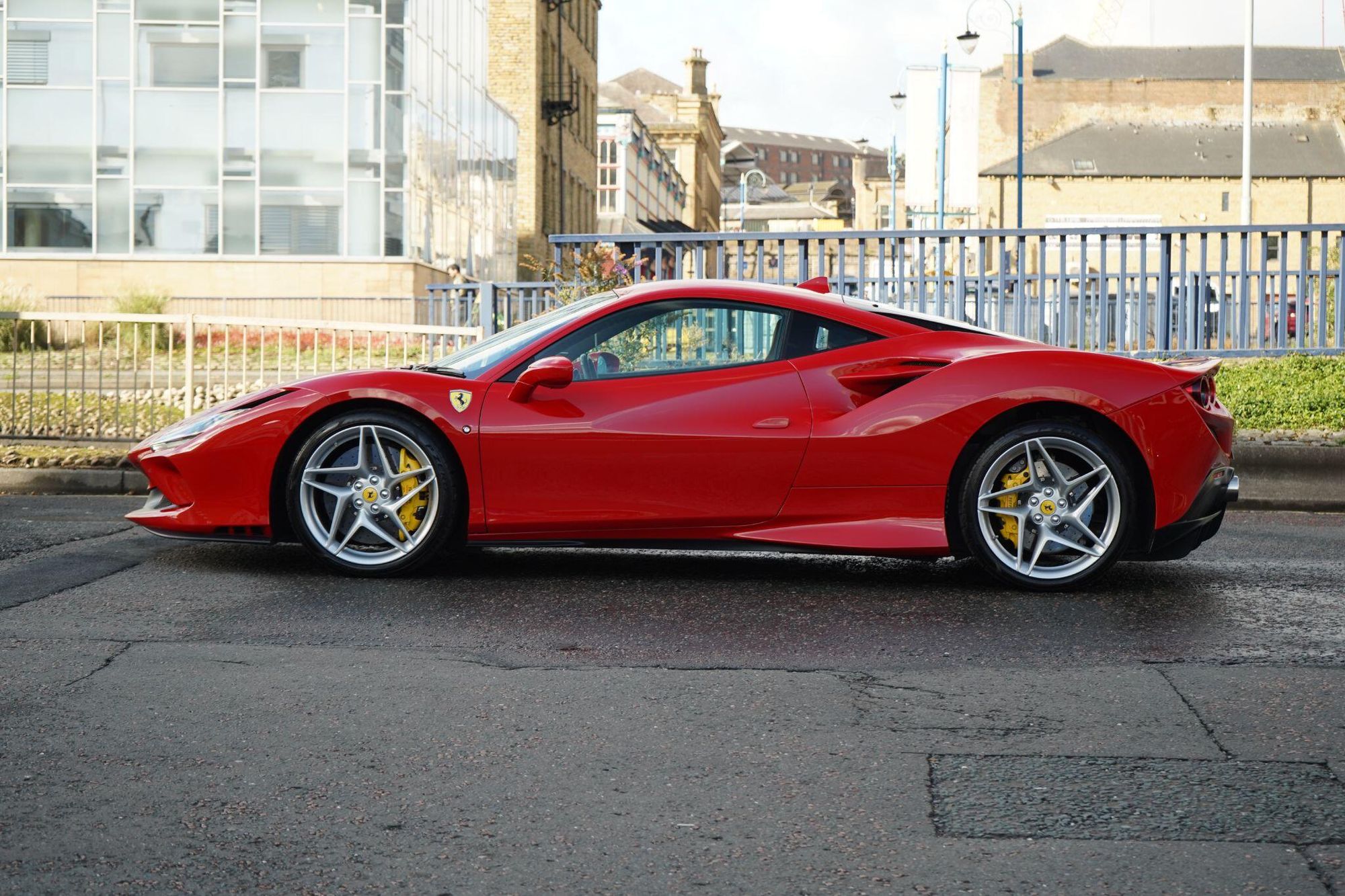 FERRARI F8 TRIBUTO 2dr Auto for sale UK - Slide 7