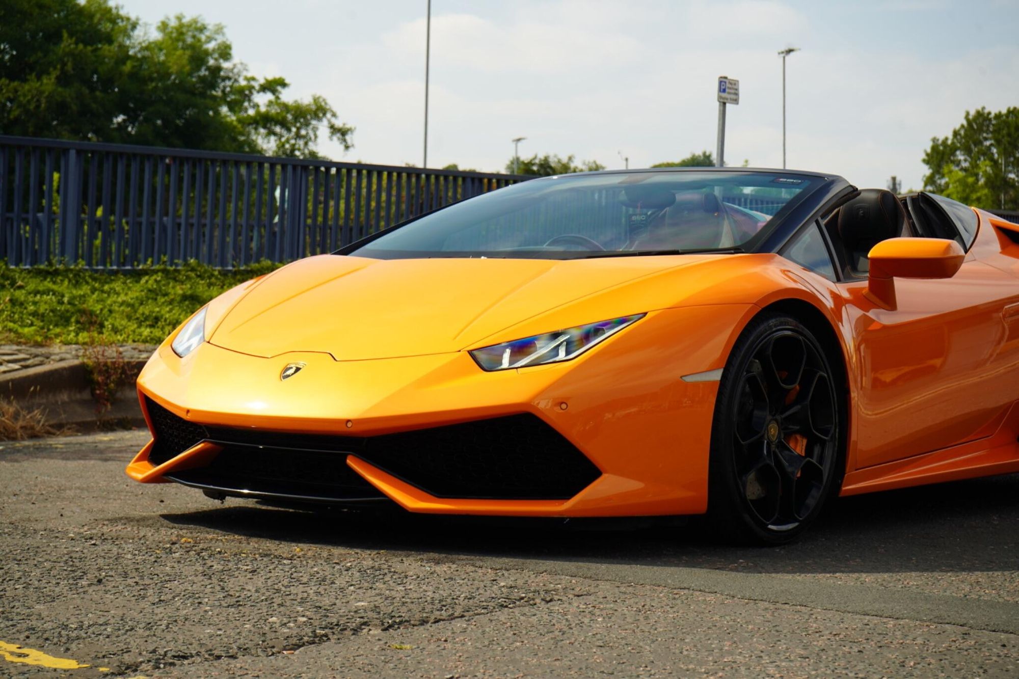 LAMBORGHINI HURACAN SPYDER LP 610-4 2dr LDF for sale UK - Slide 9