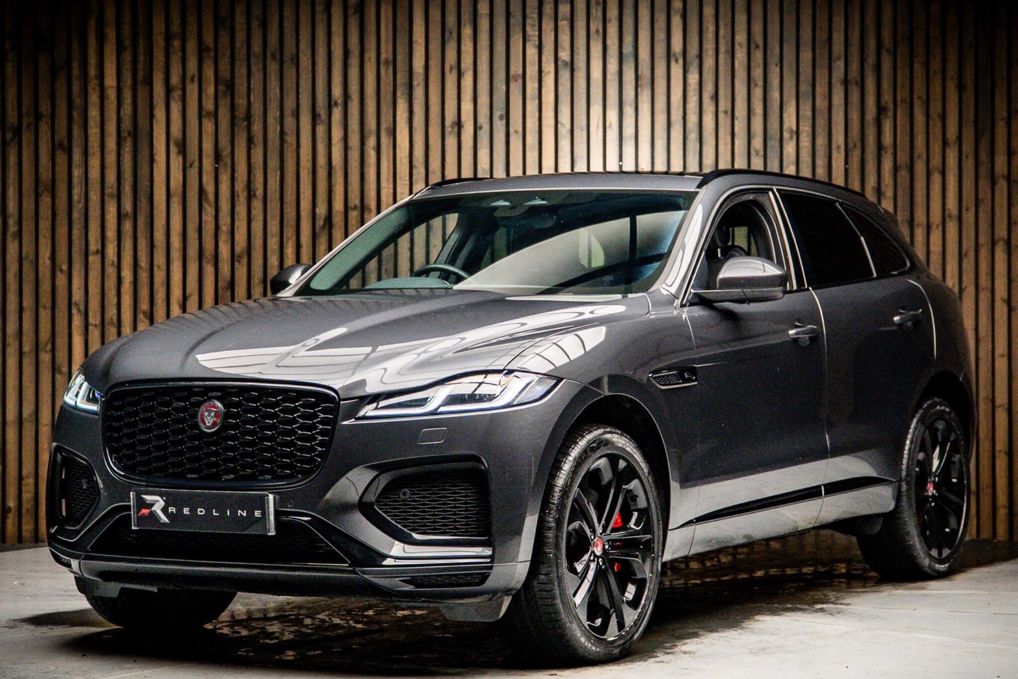 JAGUAR F-PACE DIESEL ESTATE 3.0 D300 Sport 5dr Auto AWD for sale UK - Slide 8