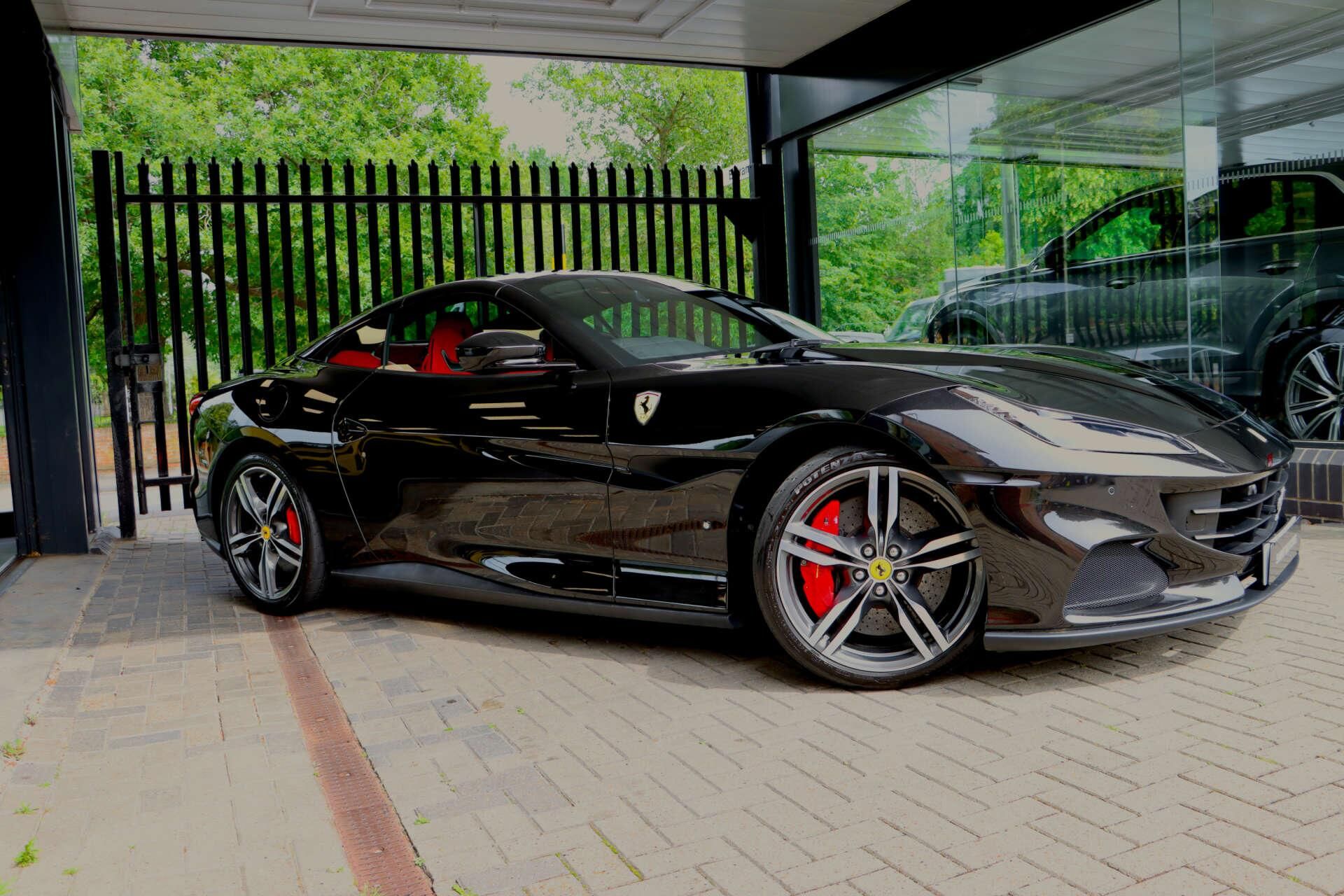 FERRARI Portofino M 2dr Auto for sale UK - Slide 2