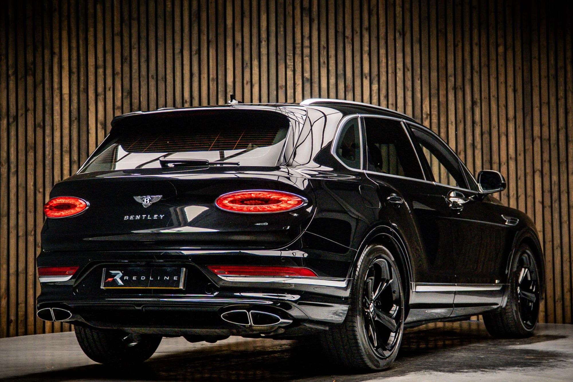 BENTLEY BENTAYGA ESTATE 4.0 V8 5dr Auto for sale UK - Slide 4