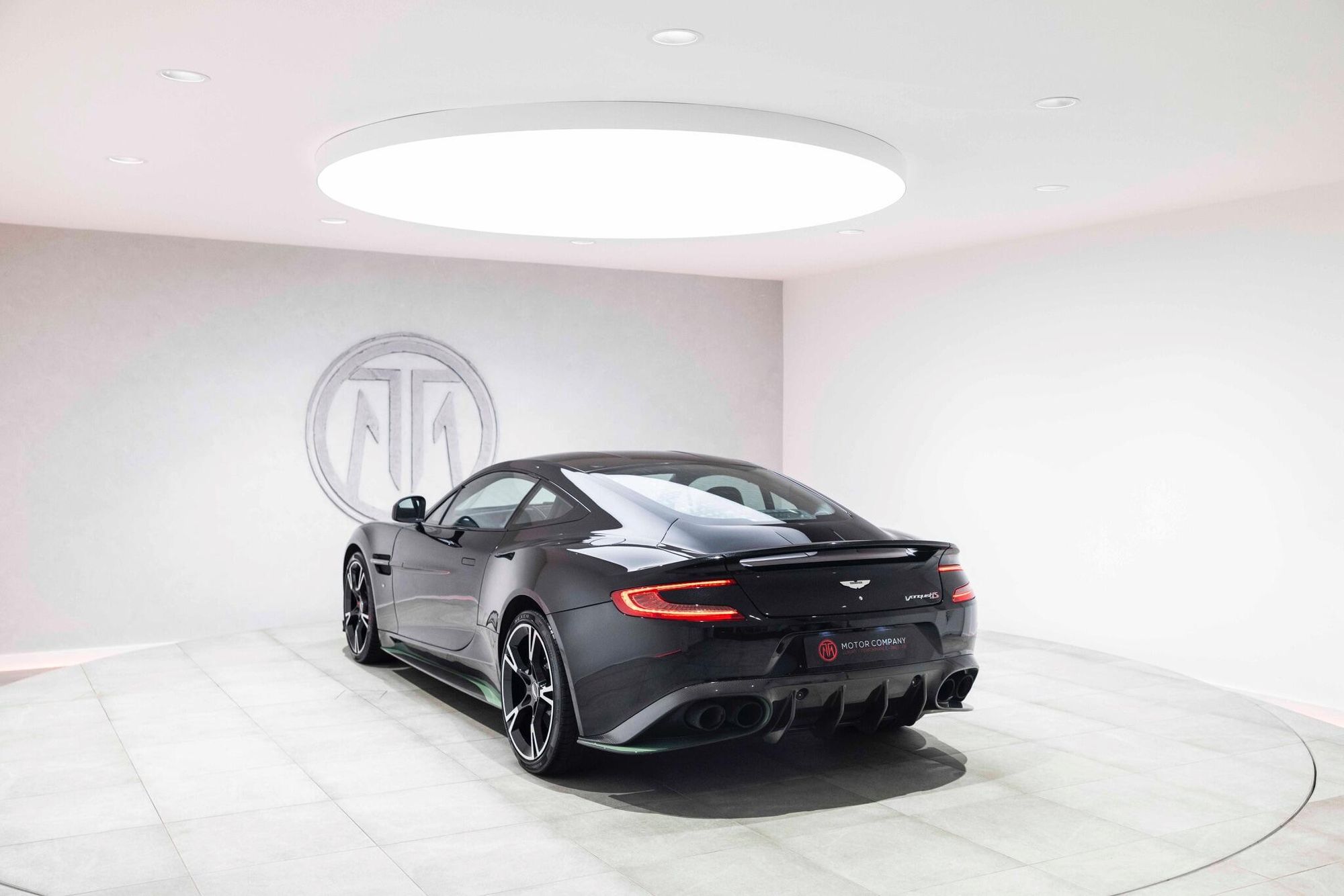 ASTON MARTIN VANQUISH COUPE V12 [595] S 2+0 2dr Touchtronic Auto for sale UK - Slide 10