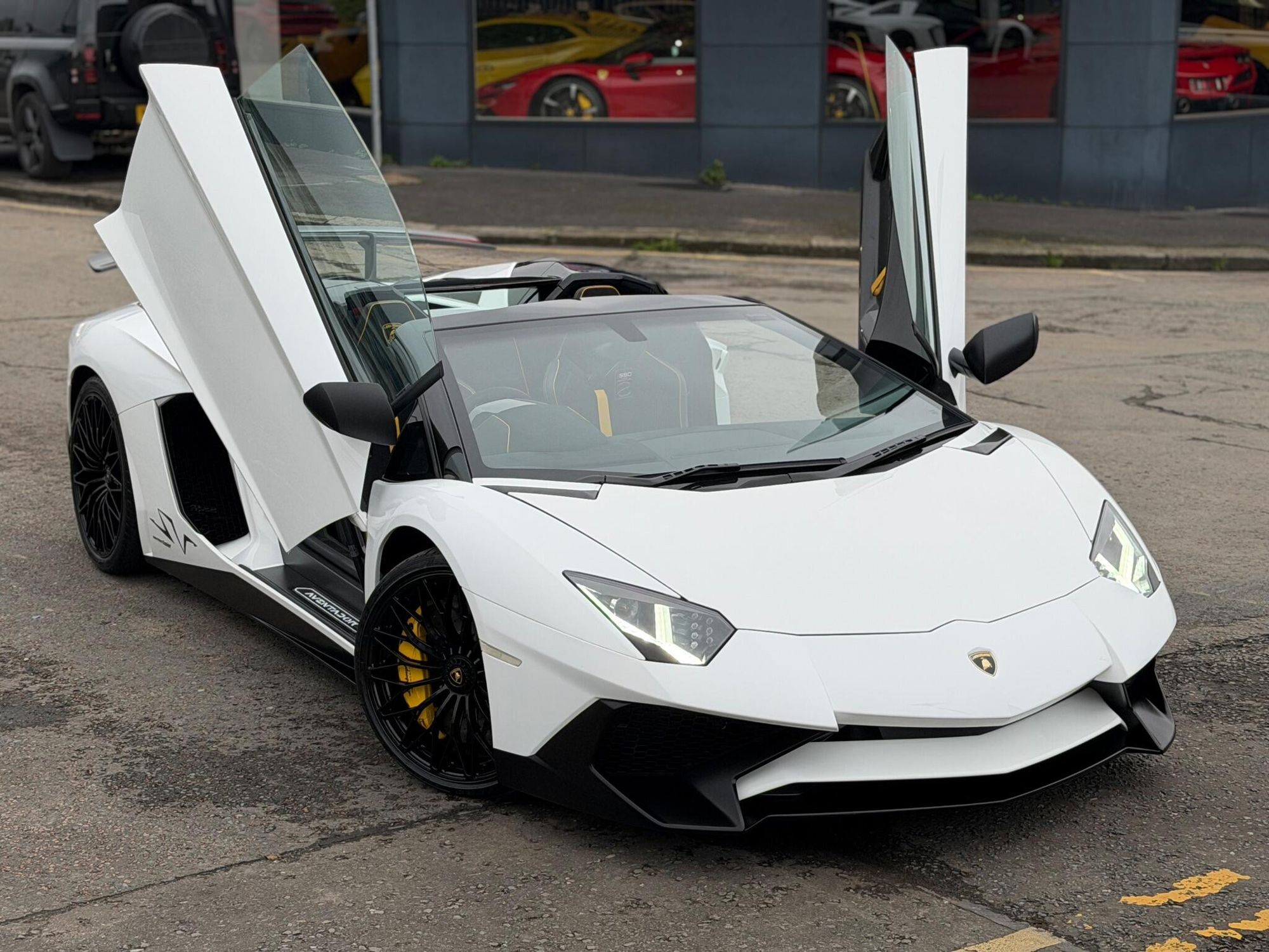 LAMBORGHINI AVENTADOR ROADSTER LP 750-4 Superveloce 2dr ISR for sale UK - Slide 6