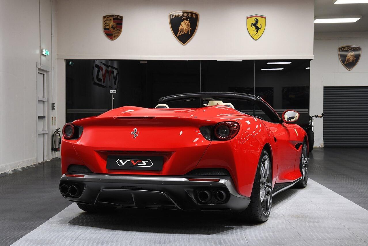FERRARI PORTOFINO CONVERTIBLE GT 2dr Auto for sale UK - Slide 3