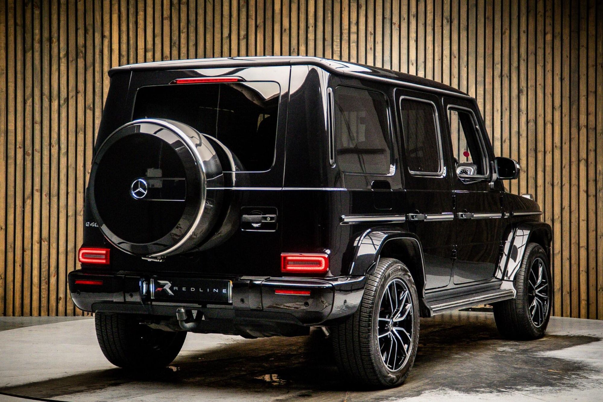 MERCEDES-BENZ G CLASS DIESEL STATION WAGON G400d AMG Line Premium Plus 5dr 9G-Tronic for sale UK - Slide 3