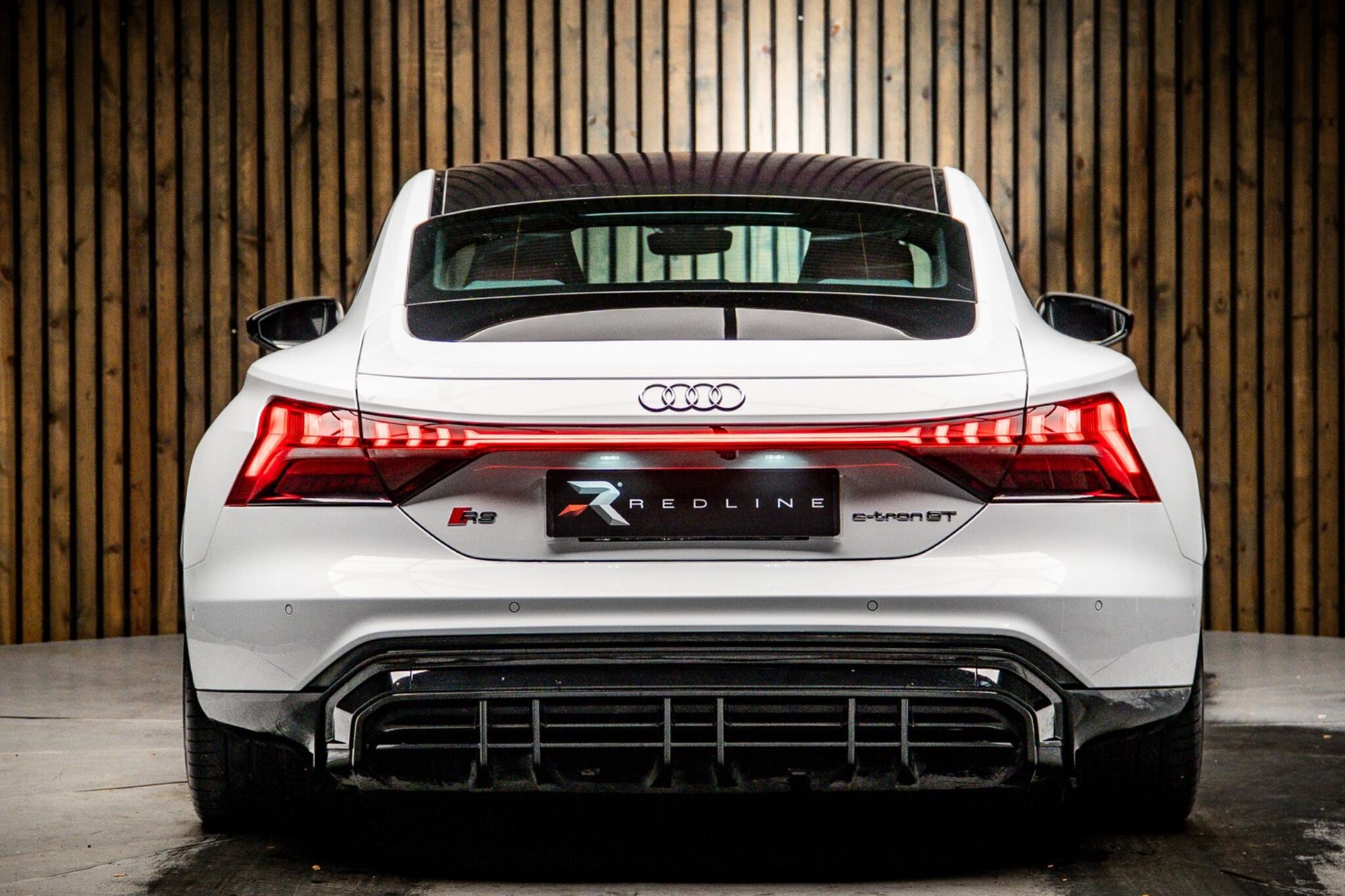 AUDI RS E-TRON GT SALOON 475kW Quattro 93kWh 4dr Auto for sale UK - Slide 6