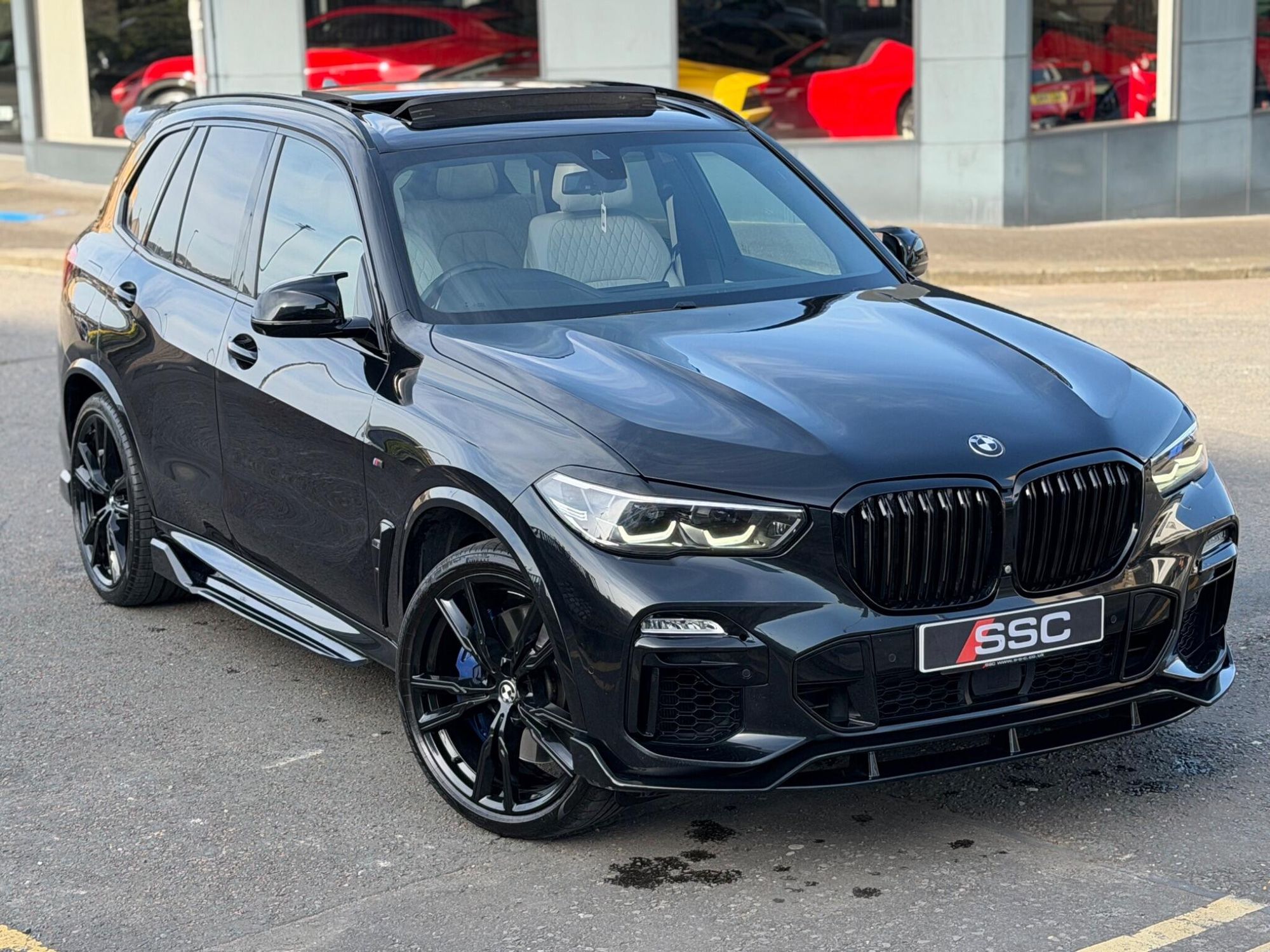 BMW X5 DIESEL ESTATE xDrive M50d 5dr Auto for sale UK - Slide 4