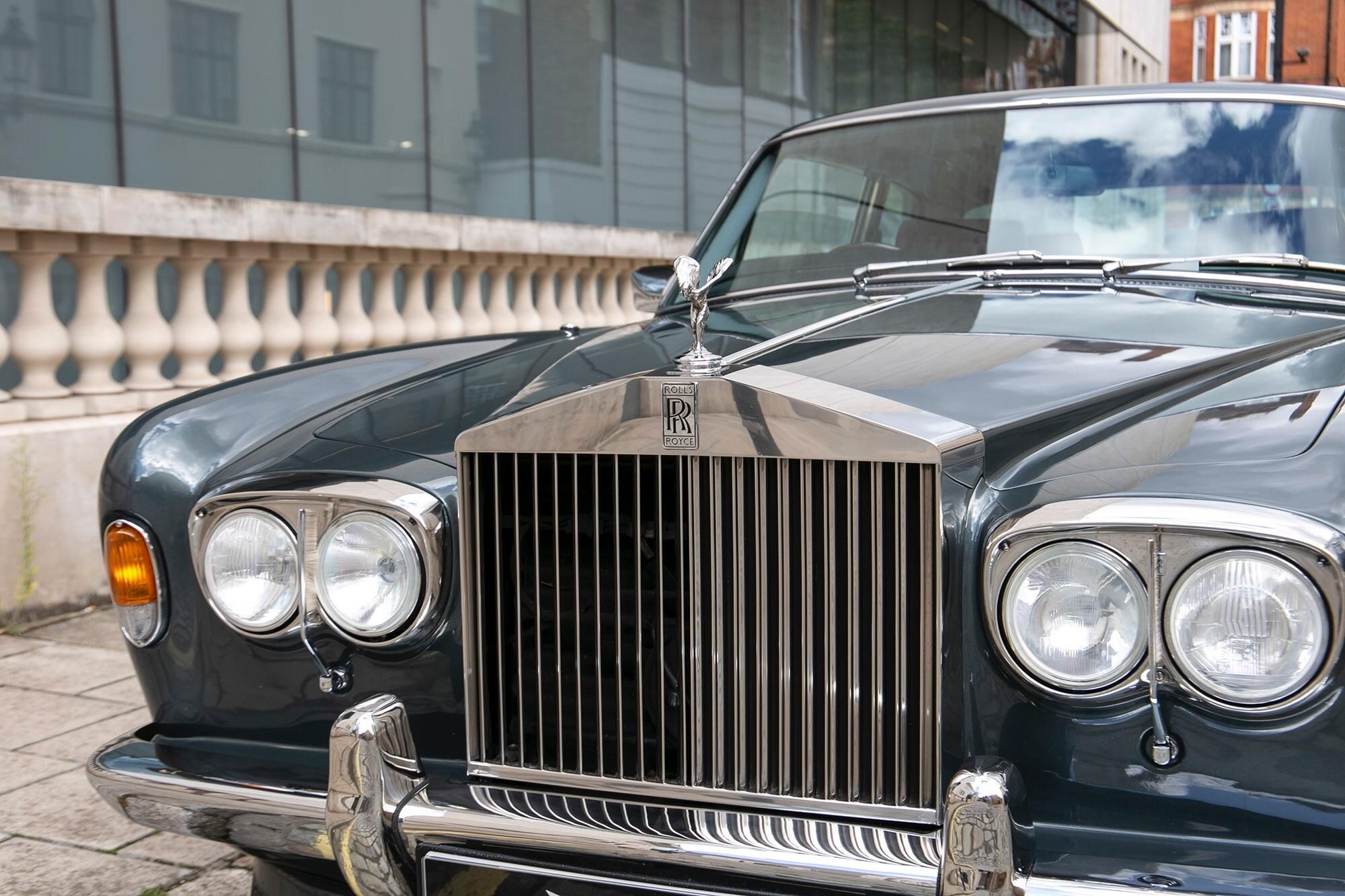 ROLLS-ROYCE CORNICHE CONVERTIBLE 2dr Auto for sale UK - Slide 3