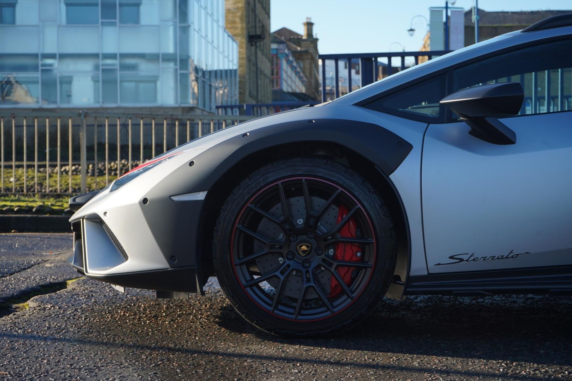 LAMBORGHINI HURACAN EVO COUPE 5.2 V10 610 Sterrato 2dr Auto AWD for sale UK - Slide 10