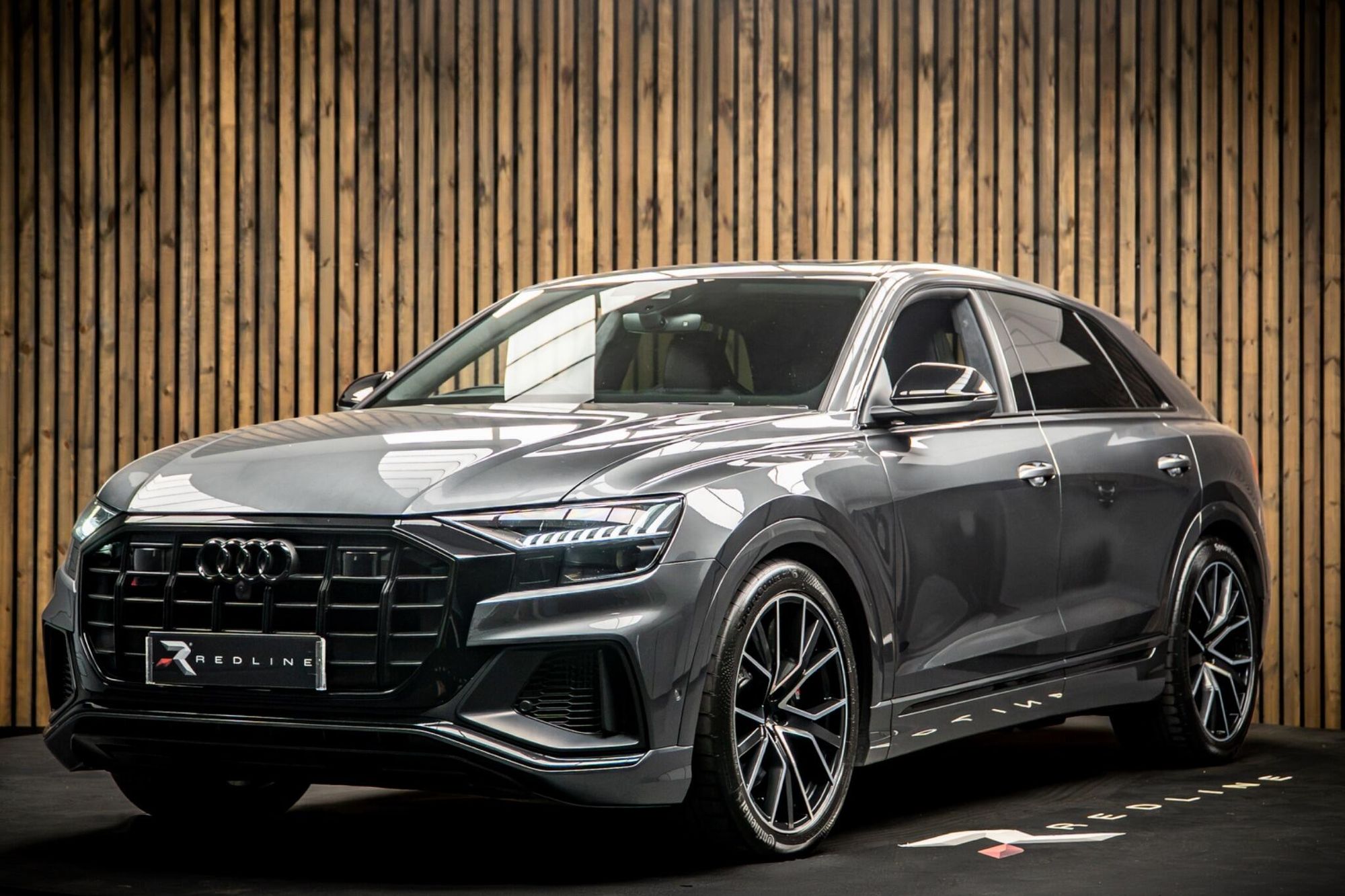 AUDI Q8 ESTATE SQ8 TFSI Quattro Vorsprung 5dr Tiptronic for sale UK - Slide 8