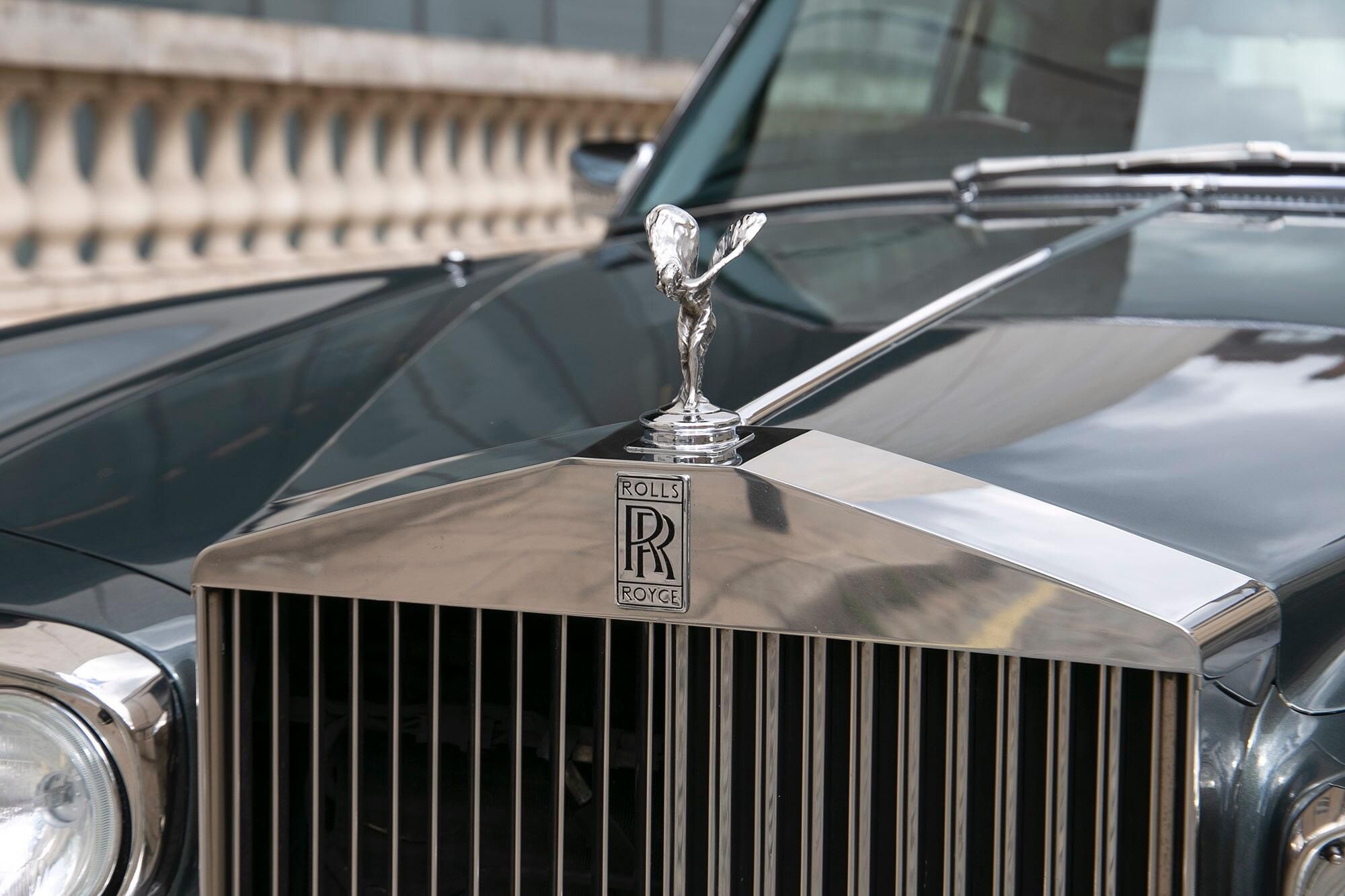 ROLLS-ROYCE CORNICHE CONVERTIBLE 2dr Auto for sale UK - Slide 5