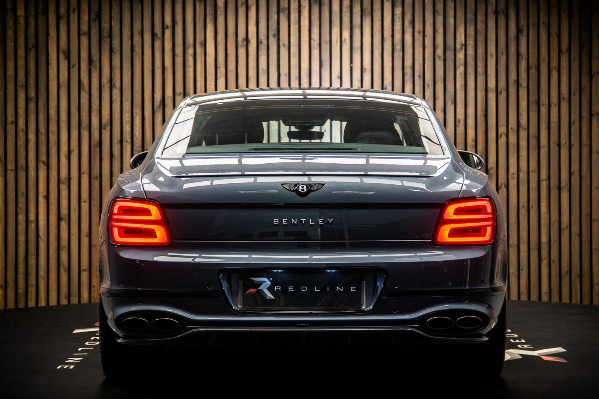 BENTLEY FLYING SPUR SALOON 4.0 V8 4dr Auto for sale UK - Slide 6