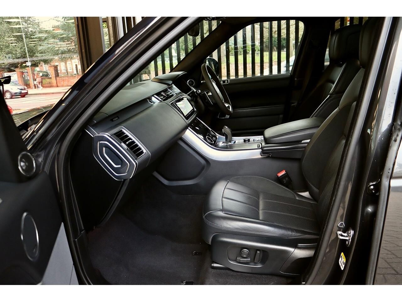 LAND ROVER RANGE ROVER SPORT ESTATE 3.0 P400 HST 5dr Auto for sale UK - Slide 9