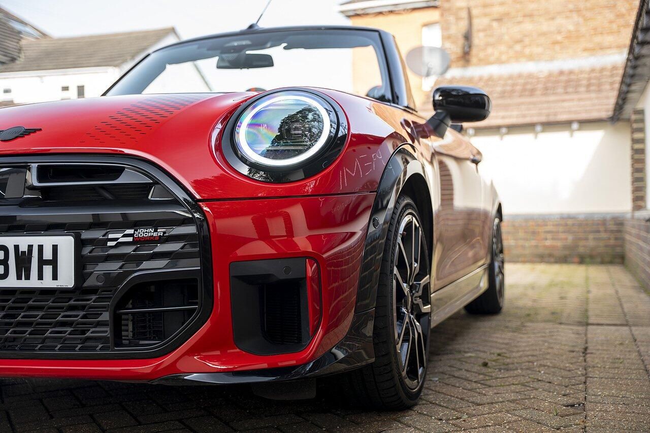 MINI COOPER CONVERTIBLE 2.0 John Cooper Works 2dr Auto for sale UK - Slide 5