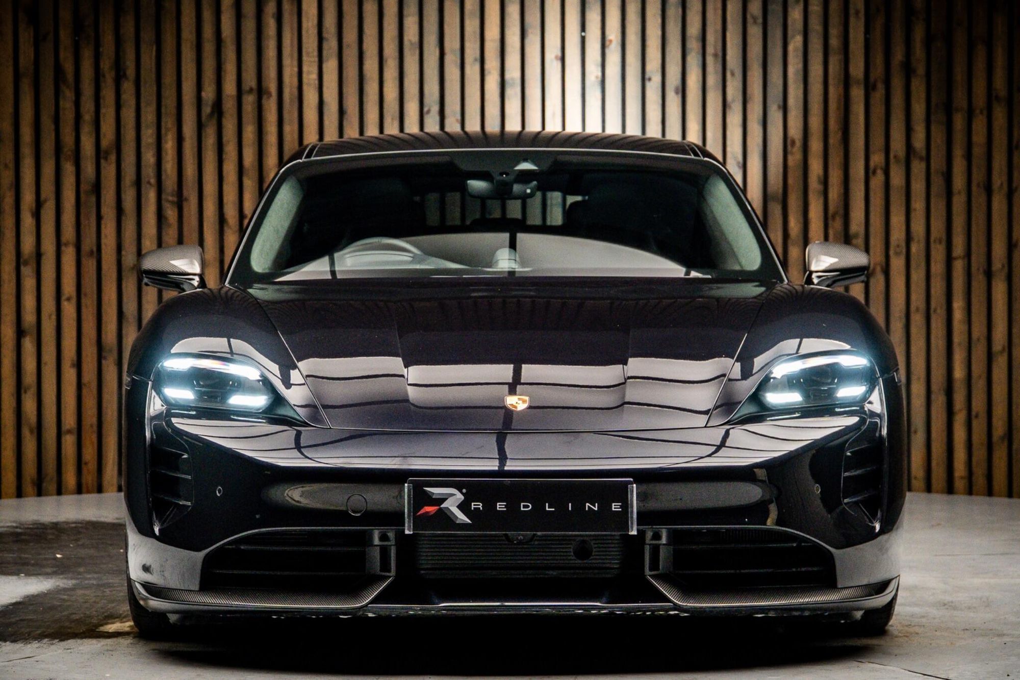 PORSCHE TAYCAN SALOON 560kW Turbo S 93kWh 4dr Auto for sale UK - Slide 5