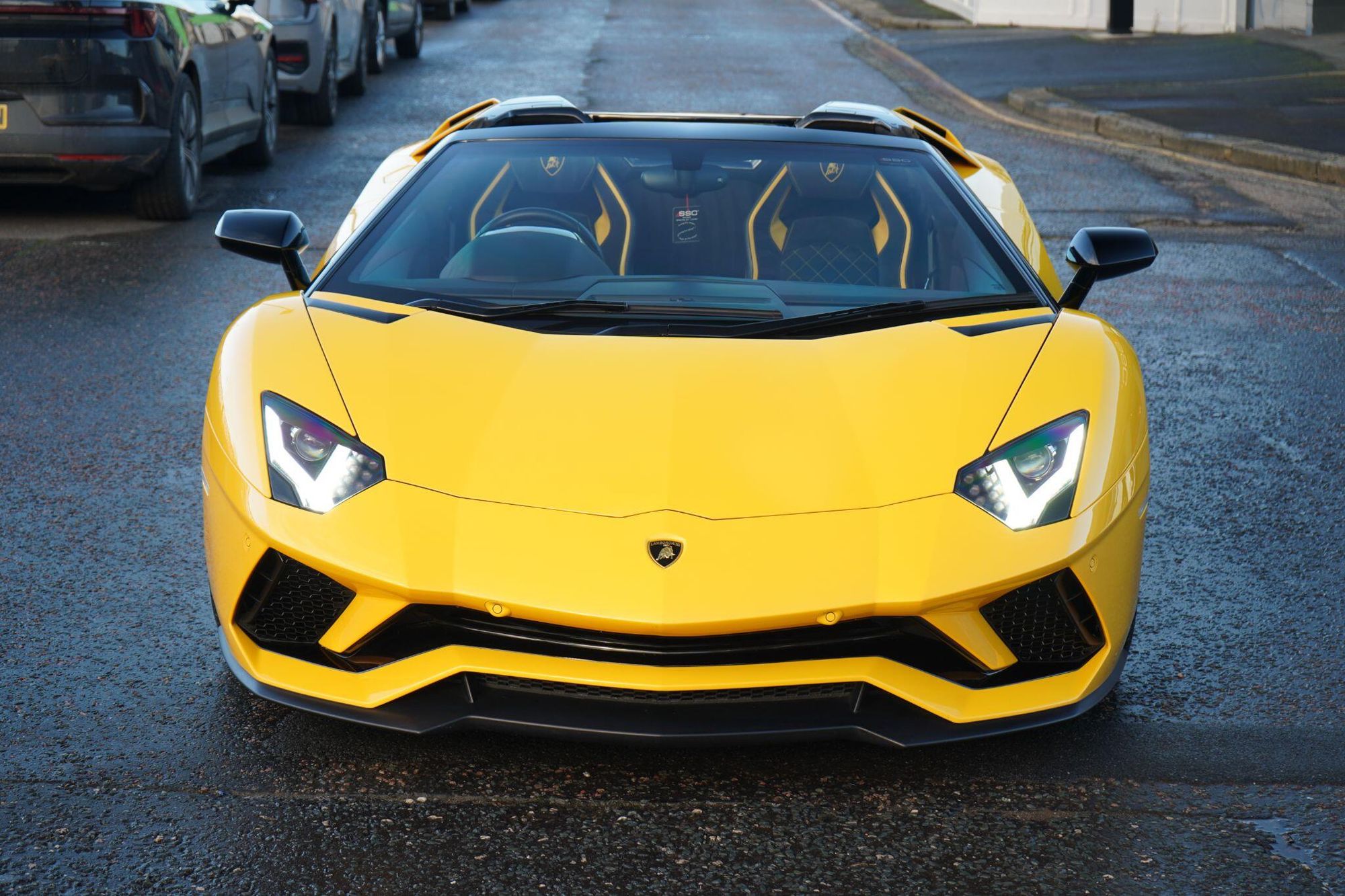 LAMBORGHINI AVENTADOR ROADSTER LP 740-4 S 2dr ISR for sale UK - Slide 7