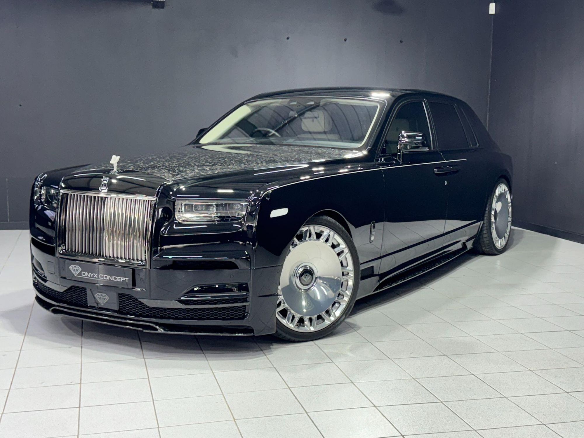 Rolls-Royce Phantom II Saloon 6.7 4 Door Auto for sale UK - Slide 3