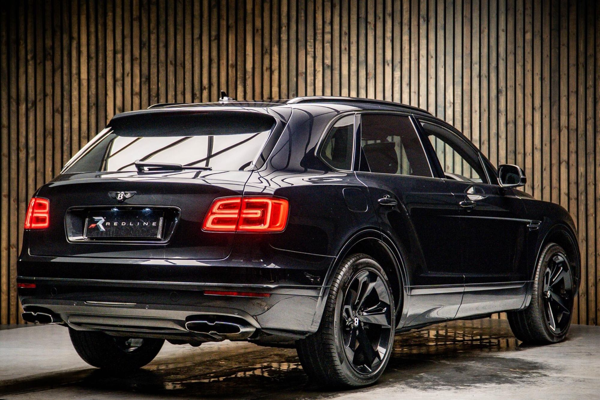 BENTLEY BENTAYGA ESTATE 4.0 V8 5dr Auto for sale UK - Slide 4