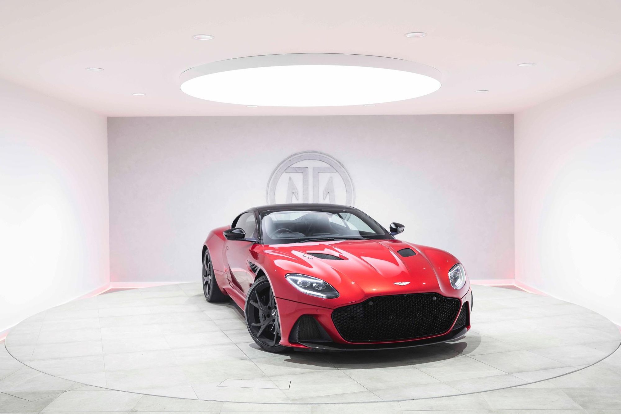 ASTON MARTIN DBS COUPE V12 Superleggera 2dr Touchtronic Auto for sale UK - Slide 2