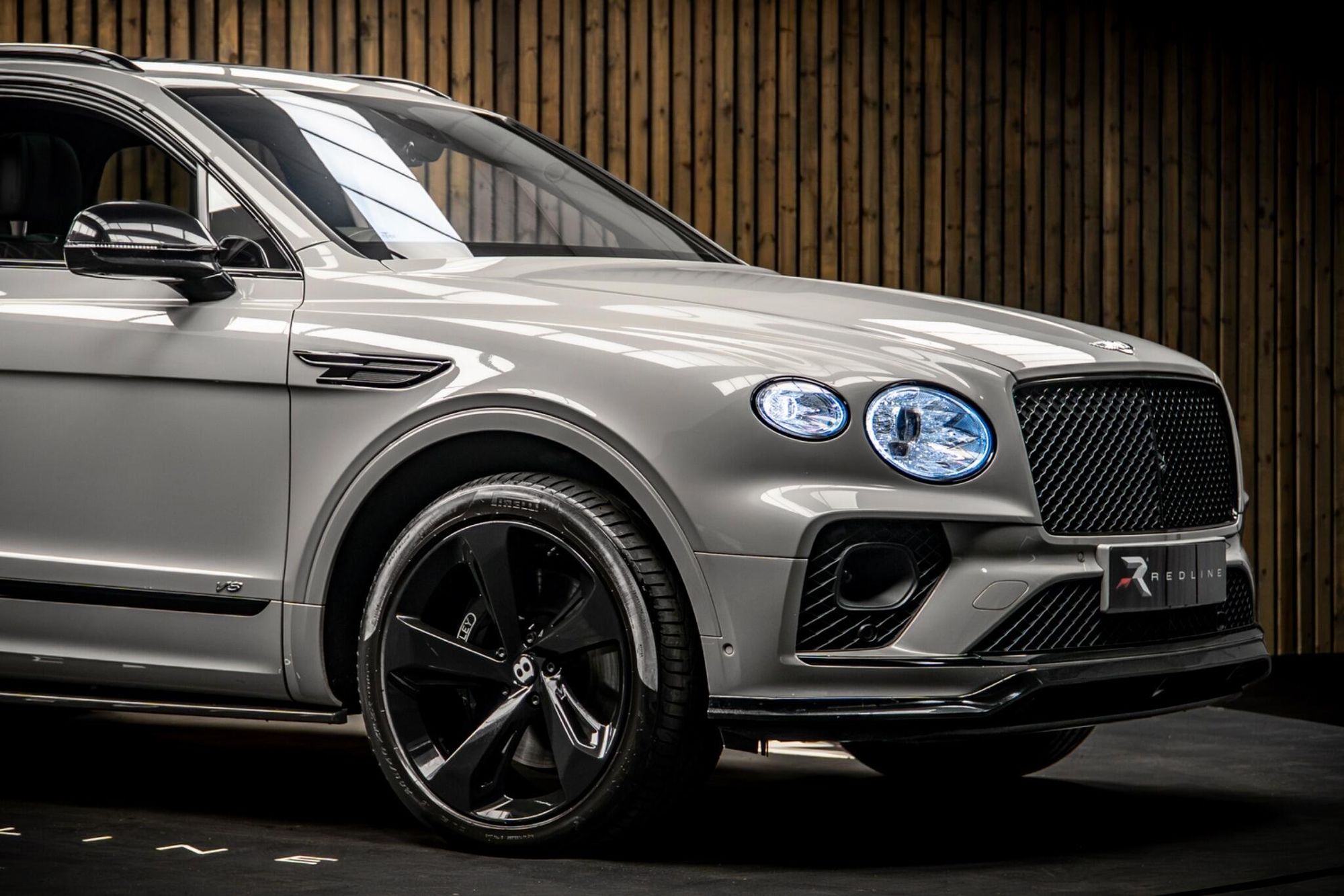 BENTLEY BENTAYGA ESTATE 4.0 V8 5dr Auto for sale UK - Slide 10