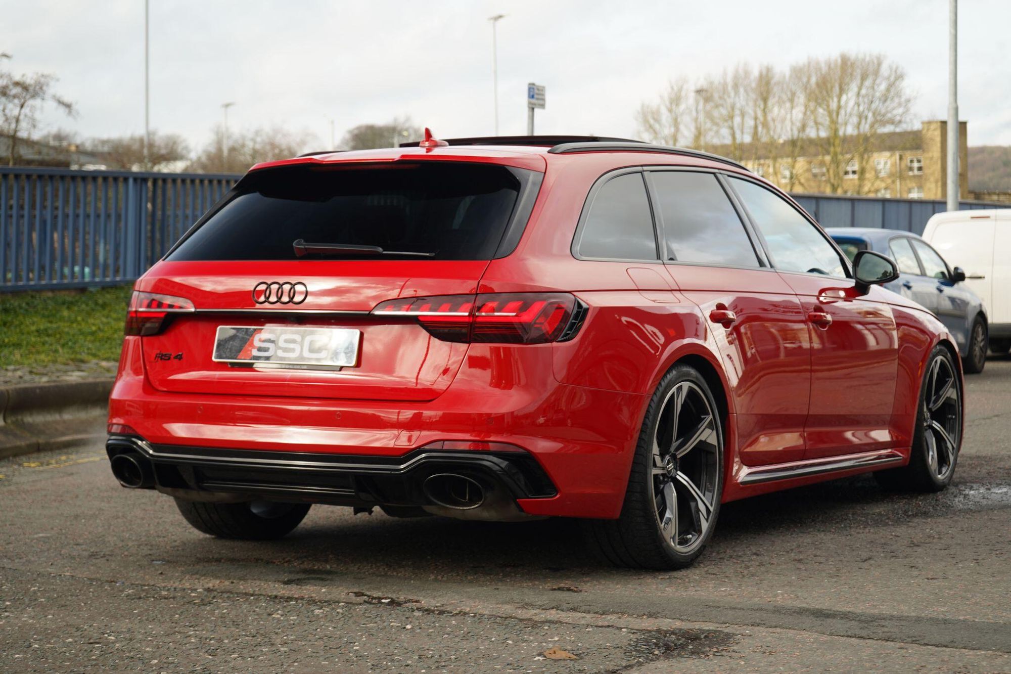 AUDI RS4 RS 4 AVANT RS 4 TFSI Quattro 5dr Tiptronic for sale UK - Slide 10