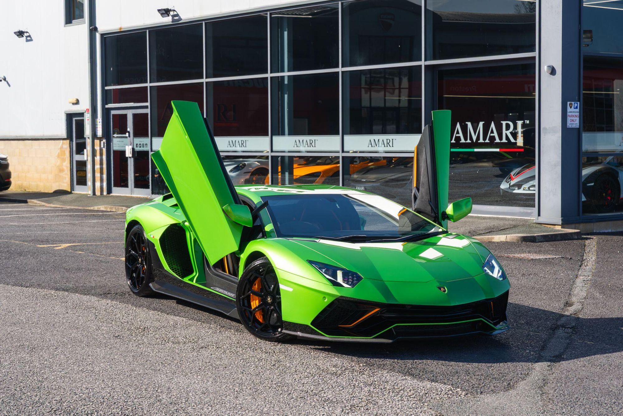 LAMBORGHINI AVENTADOR COUPE LP 780-4 Ultimae 2dr ISR for sale UK - Slide 9