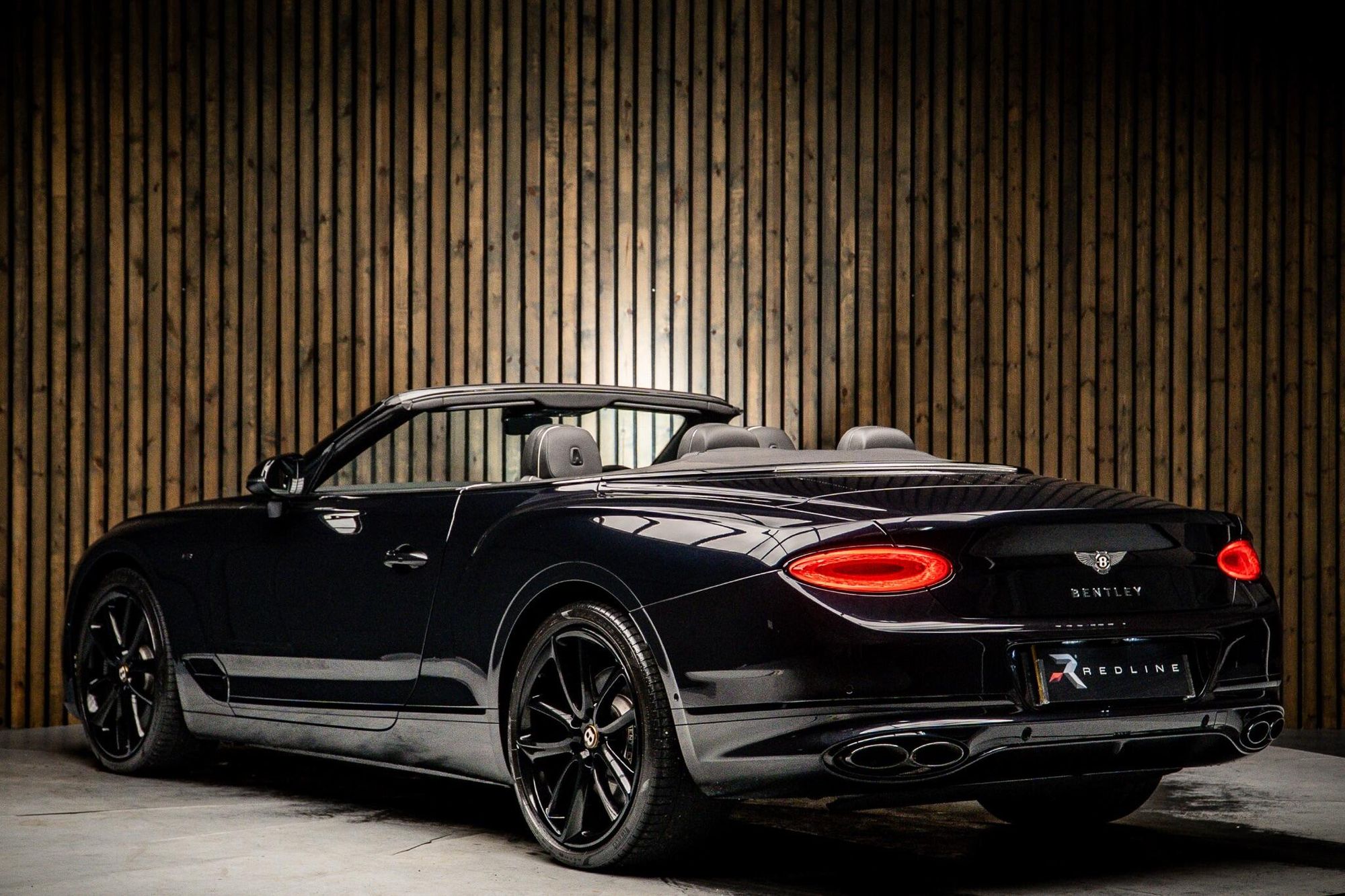 BENTLEY CONTINENTAL GTC CONVERTIBLE 4.0 V8 2dr Auto for sale UK - Slide 3