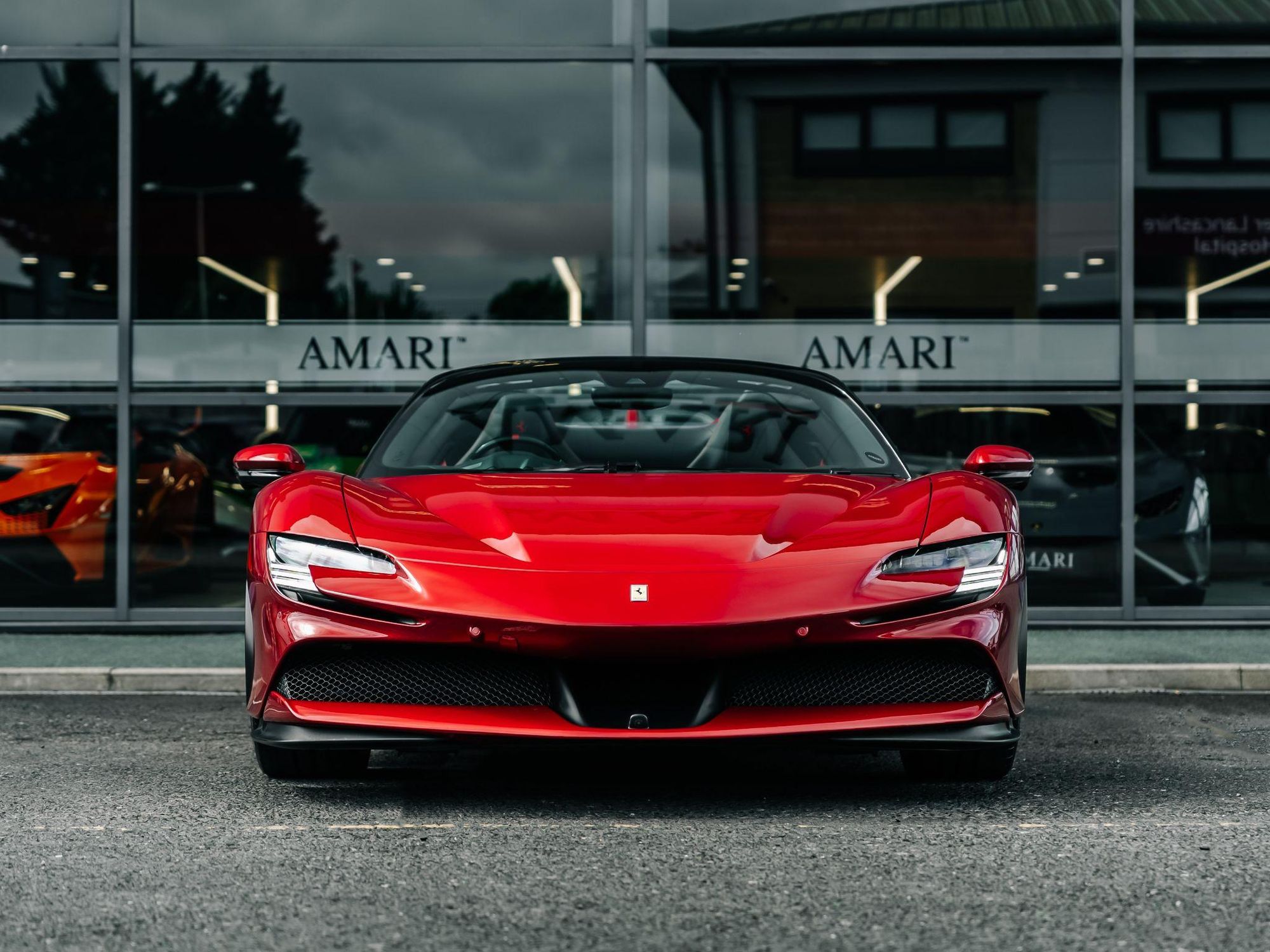FERRARI SF90 SPIDER 2dr Auto for sale UK - Slide 5