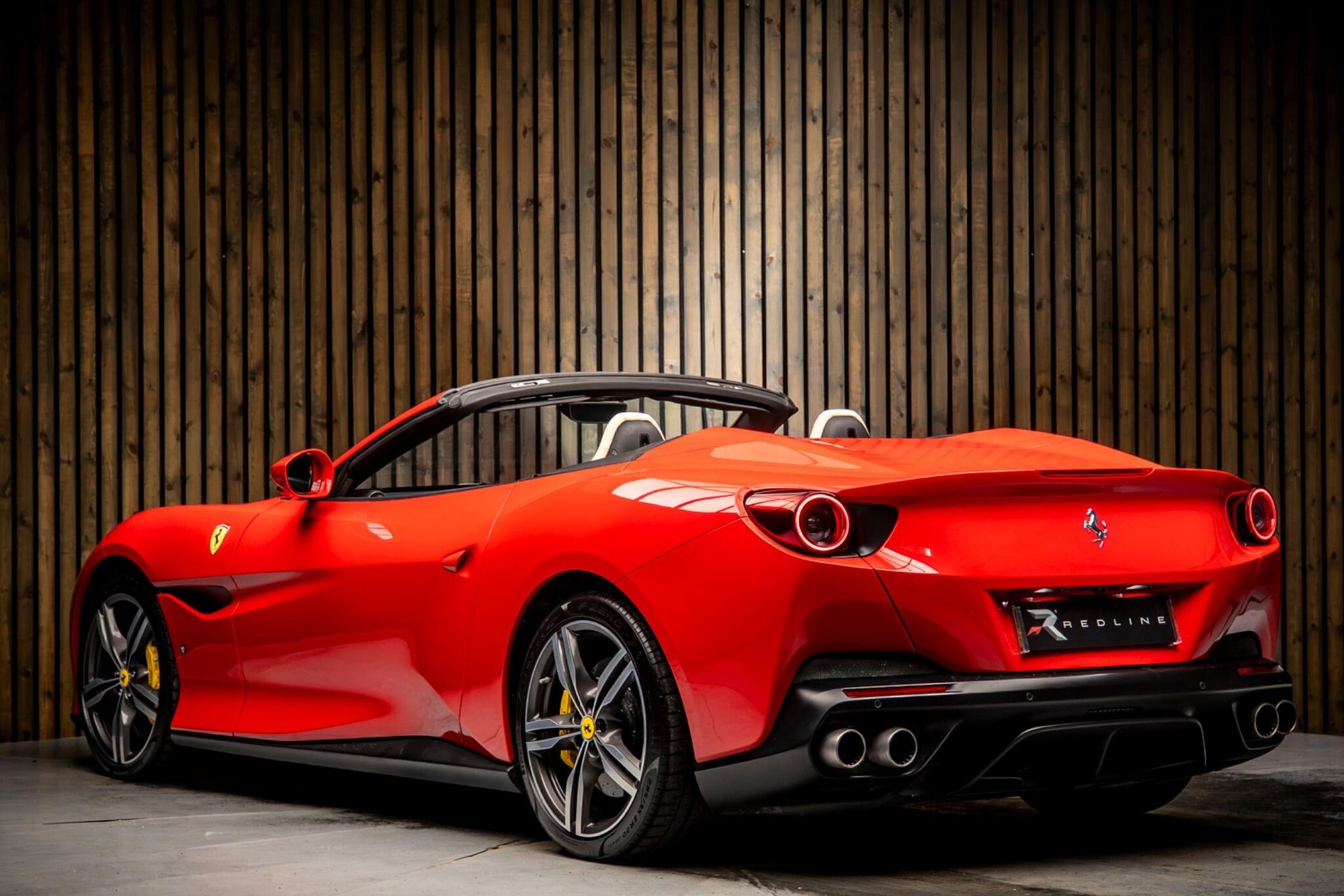 FERRARI PORTOFINO CONVERTIBLE GT 2dr Auto for sale UK - Slide 3