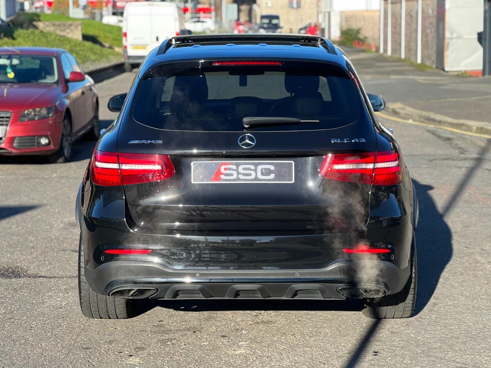 MERCEDES-BENZ GLC AMG ESTATE GLC 43 4Matic Premium Plus 5dr 9G-Tronic for sale UK - Slide 9