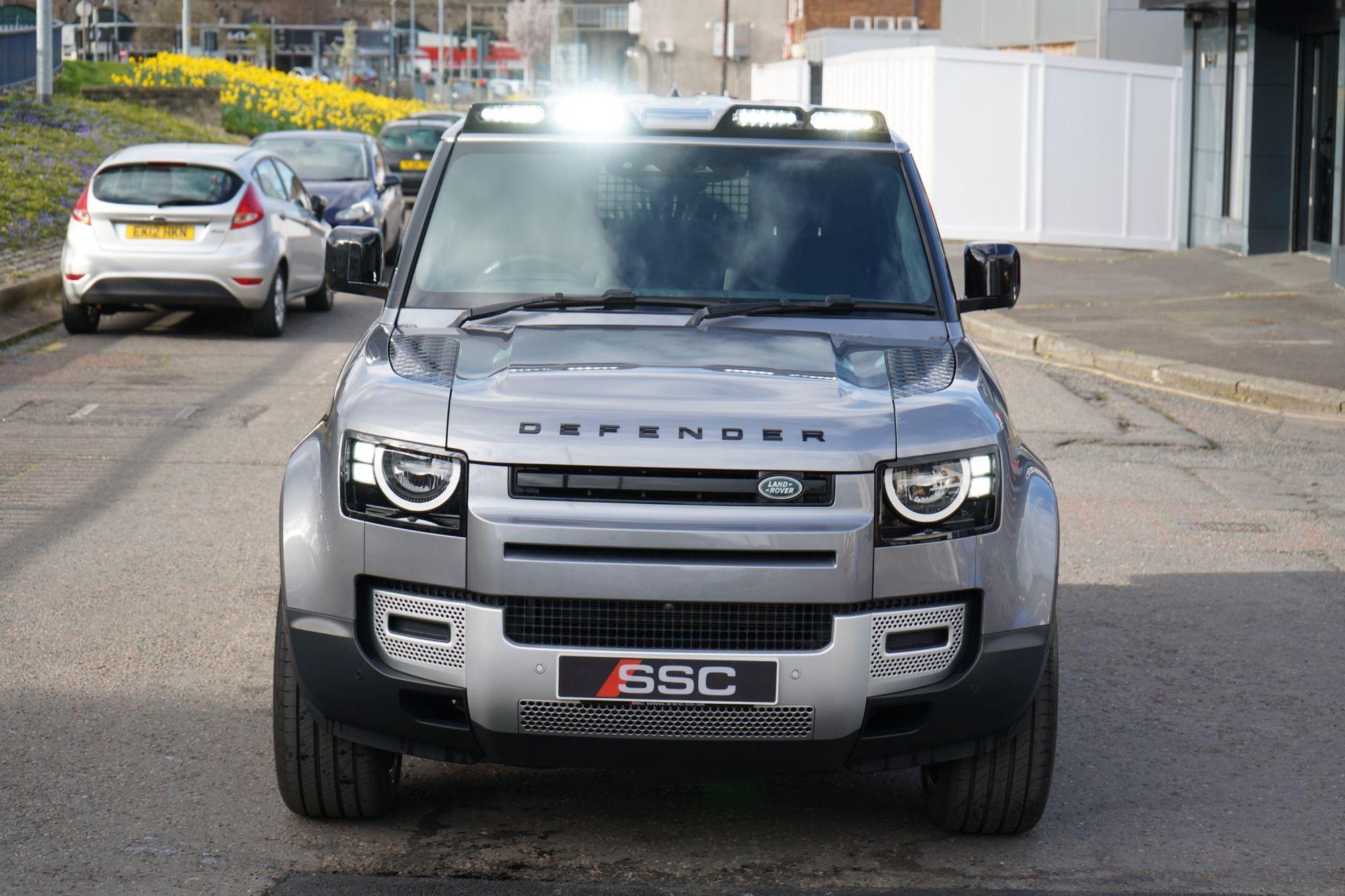 Land Rover Defender 90 Hard Top 3.0 D250 Mhev S 2Seat Diesel 3 Door Auto for sale UK - Slide 5